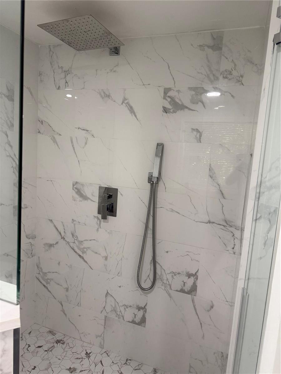 Image 44 of 46 For 305 Ann Street