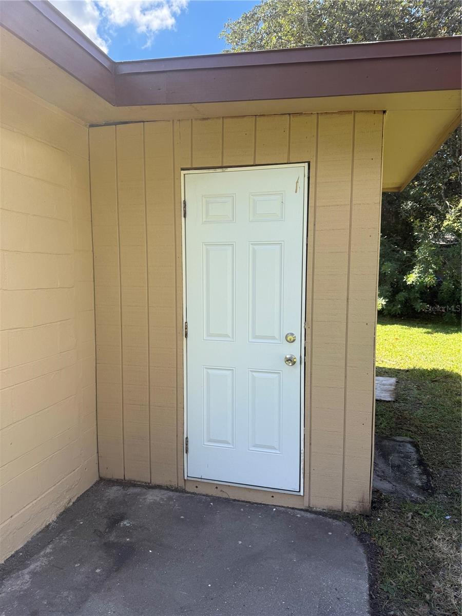 Image 8 of 46 For 305 Ann Street