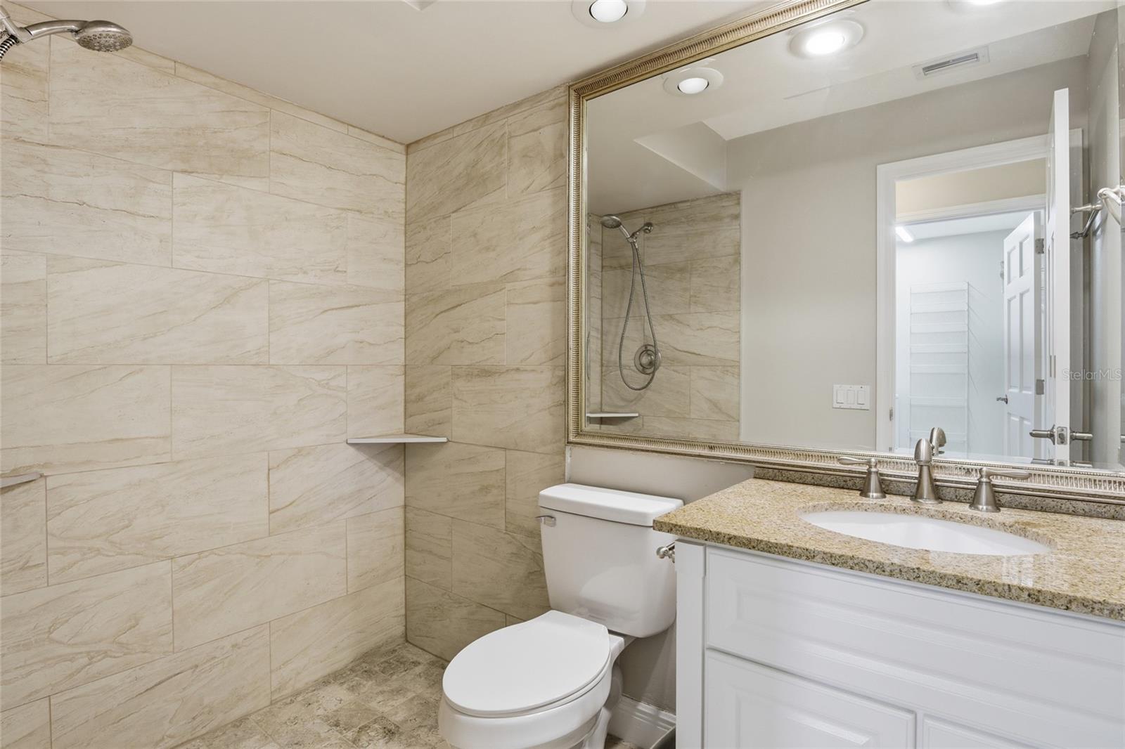 Image 10 of 33 For 6425 Wellington Drive