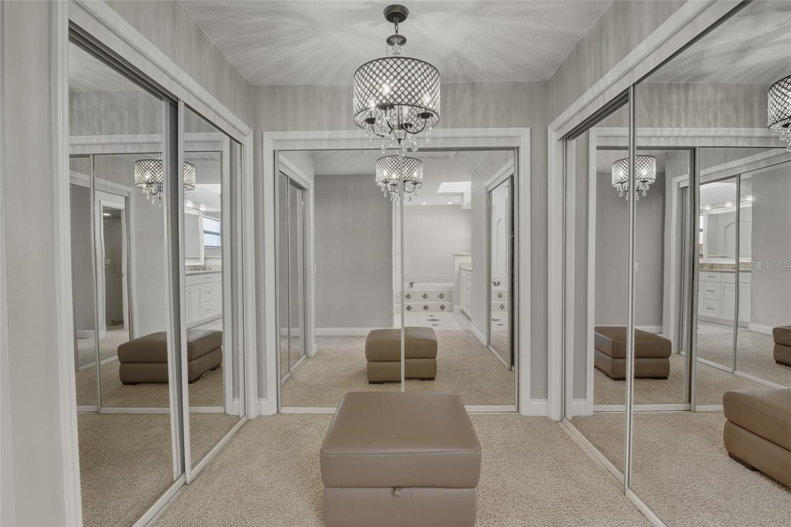 Image 16 of 33 For 6425 Wellington Drive