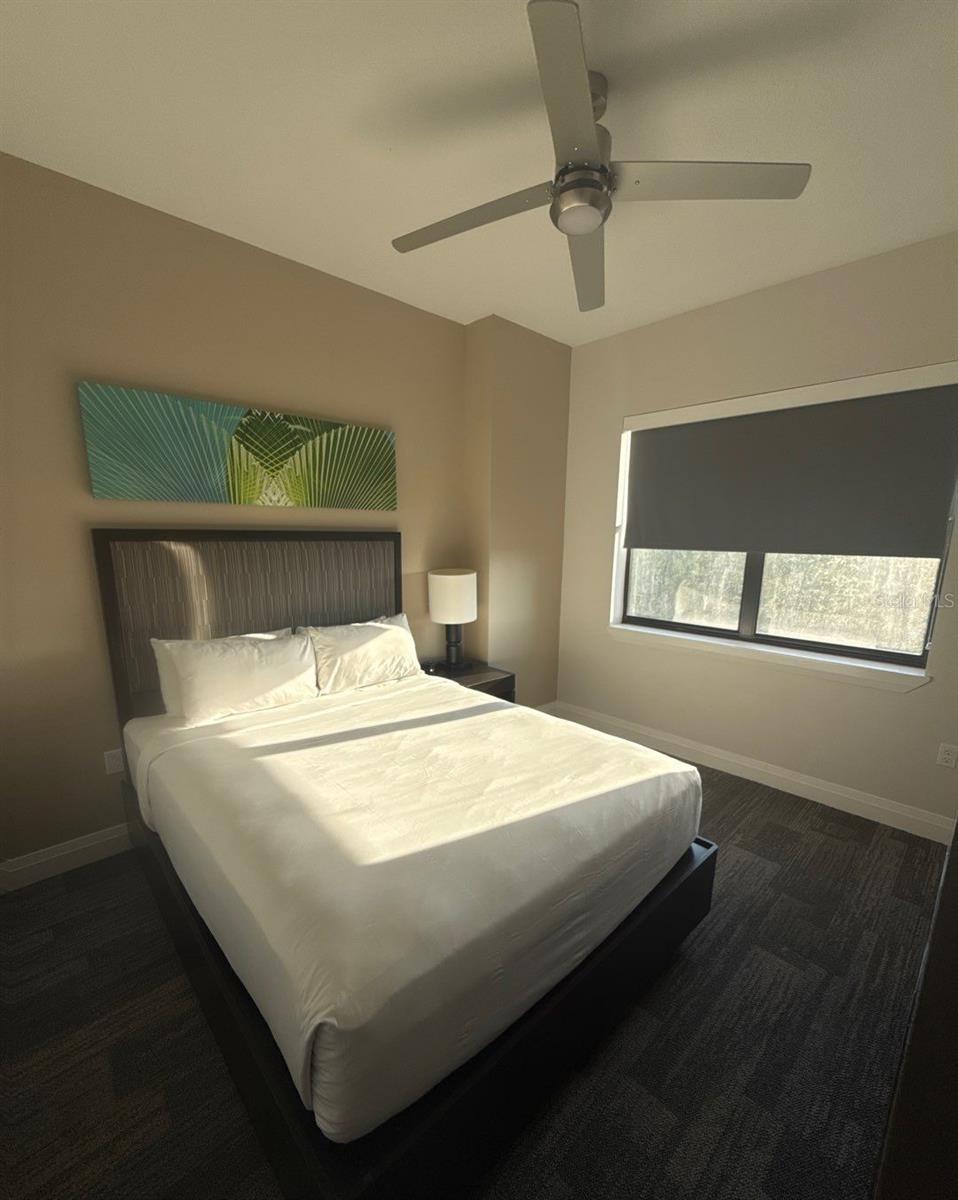 Image 18 of 25 For 14501 Grove Resort Avenue 2528