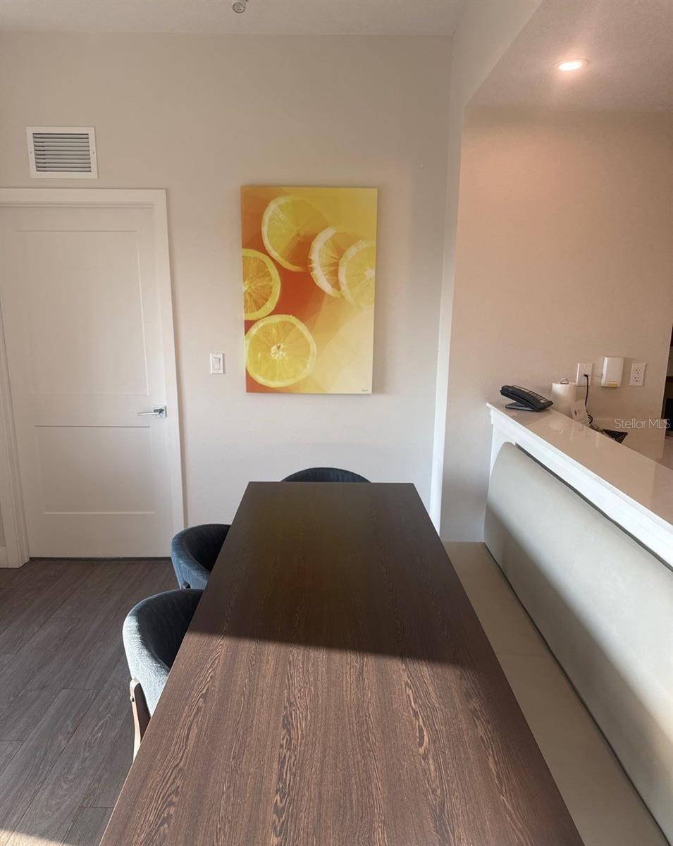 Image 9 of 25 For 14501 Grove Resort Avenue 2528