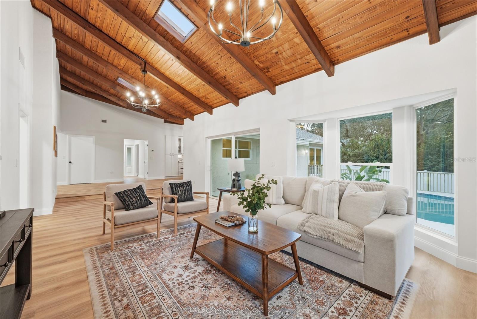 Image 10 of 29 For 504 Smokerise Boulevard