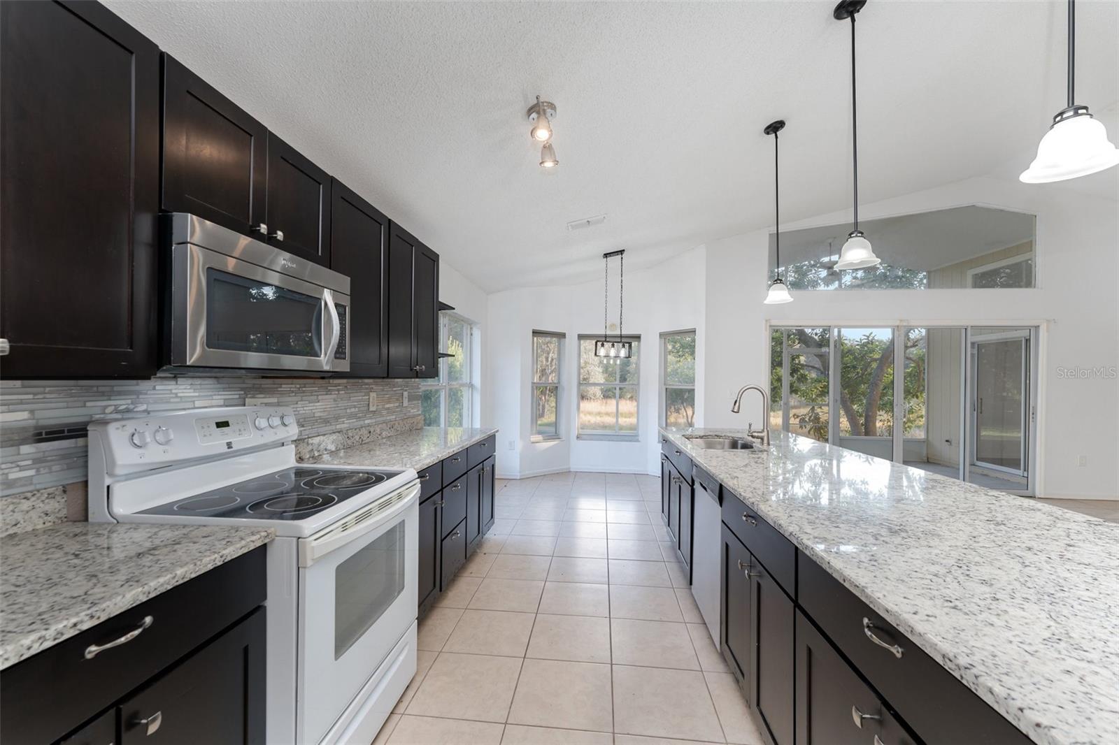 Image 13 of 39 For 1005 Tequesta Trail