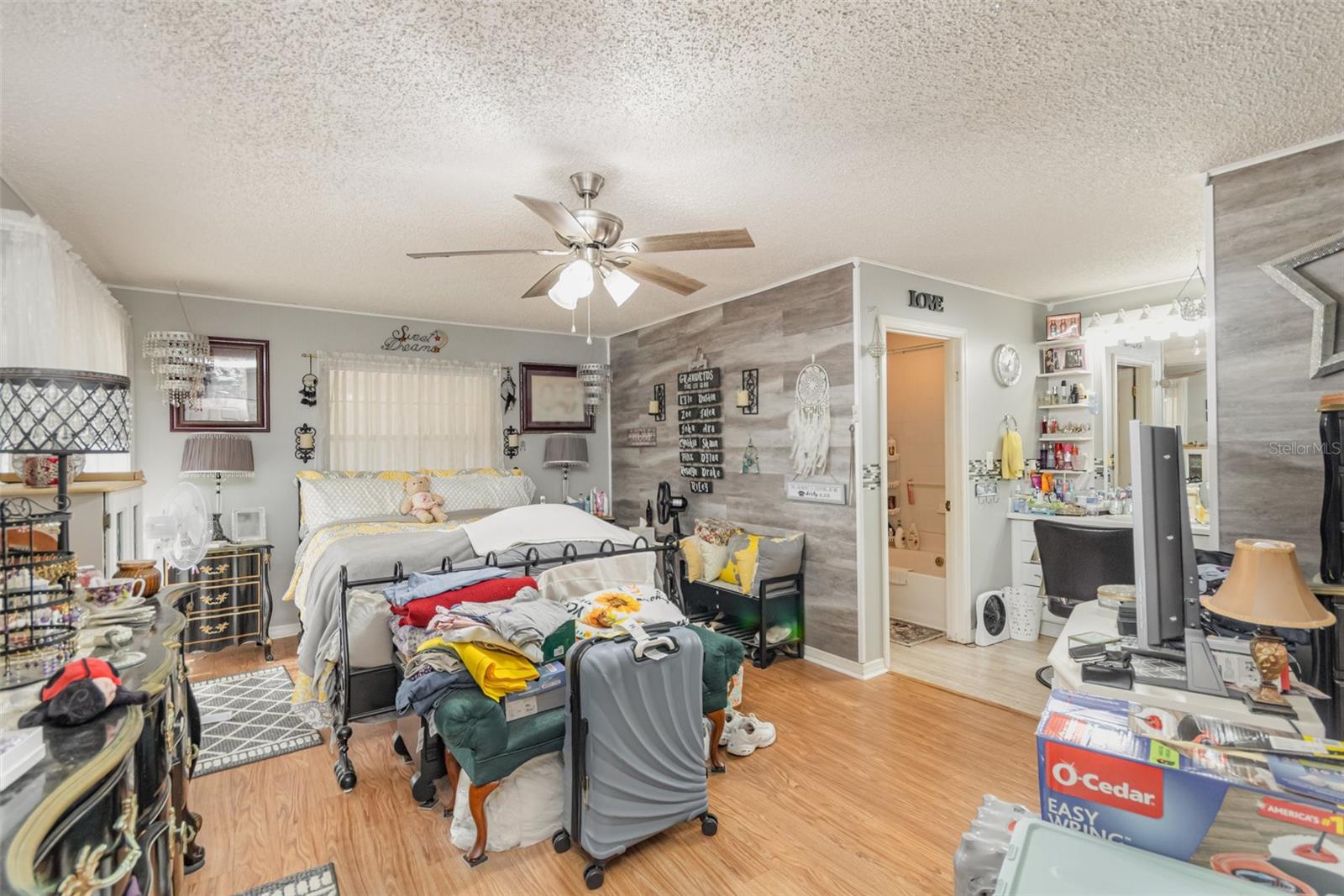 Image 15 of 31 For 1121 Clark Bay Road