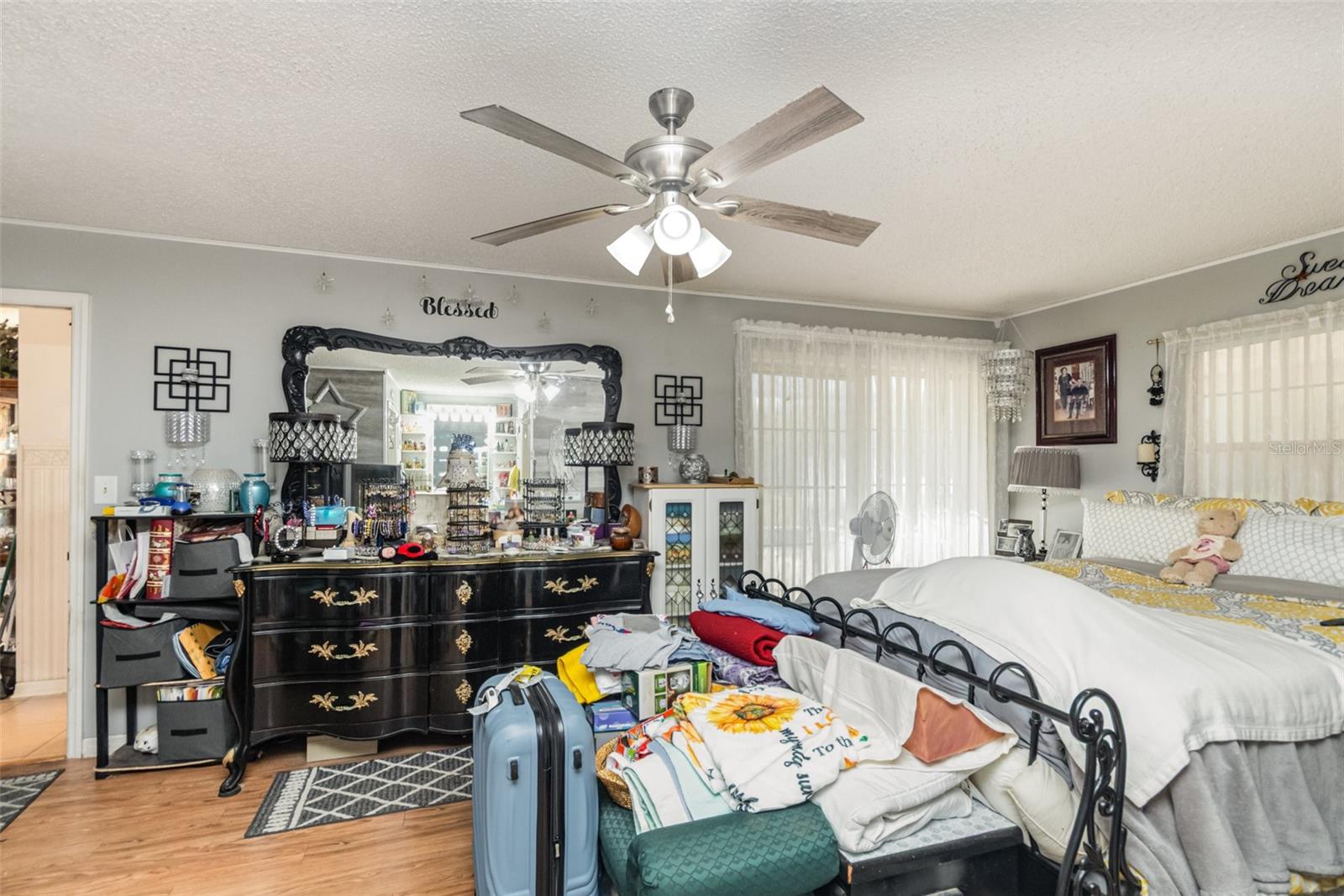 Image 16 of 31 For 1121 Clark Bay Road