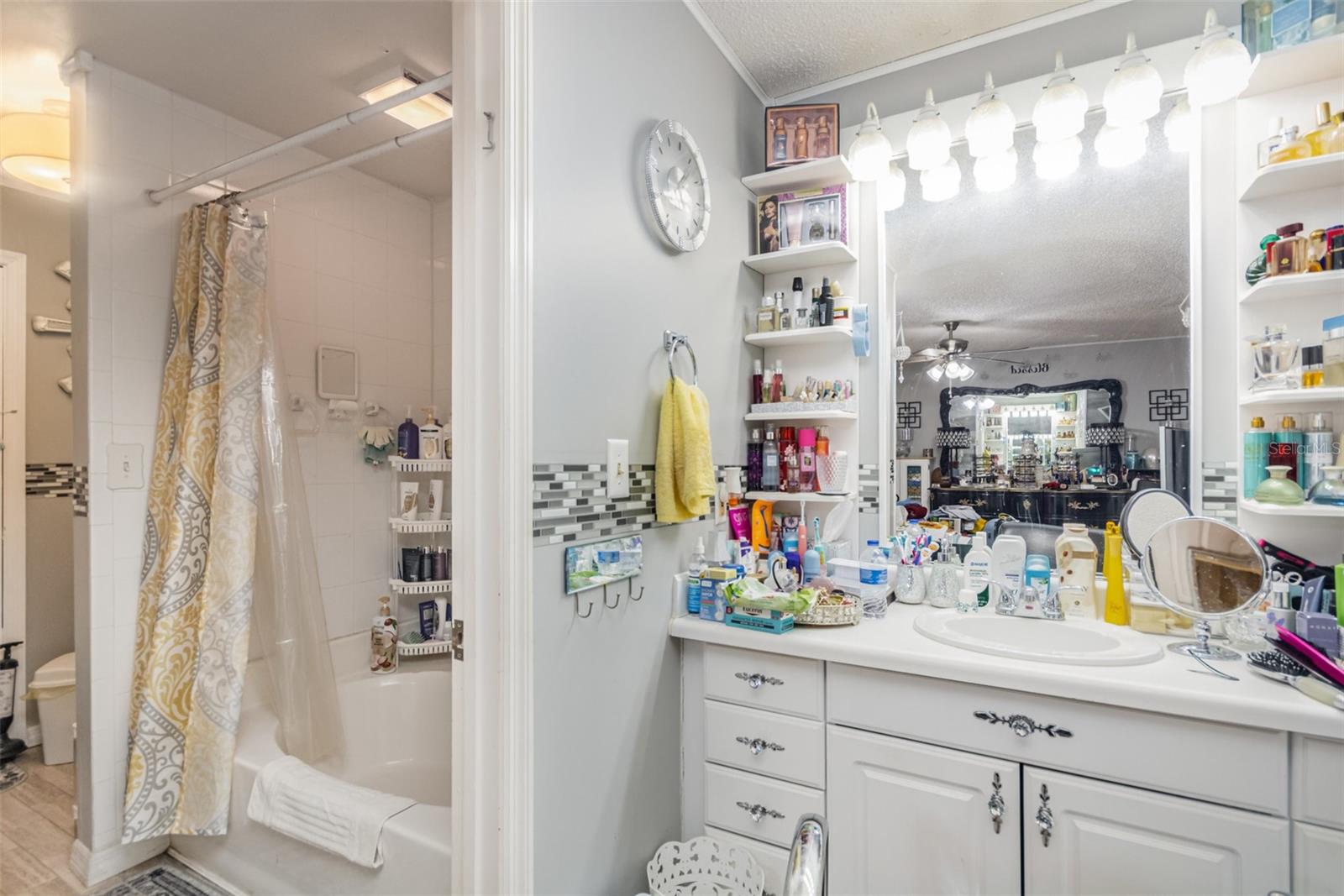 Image 17 of 31 For 1121 Clark Bay Road