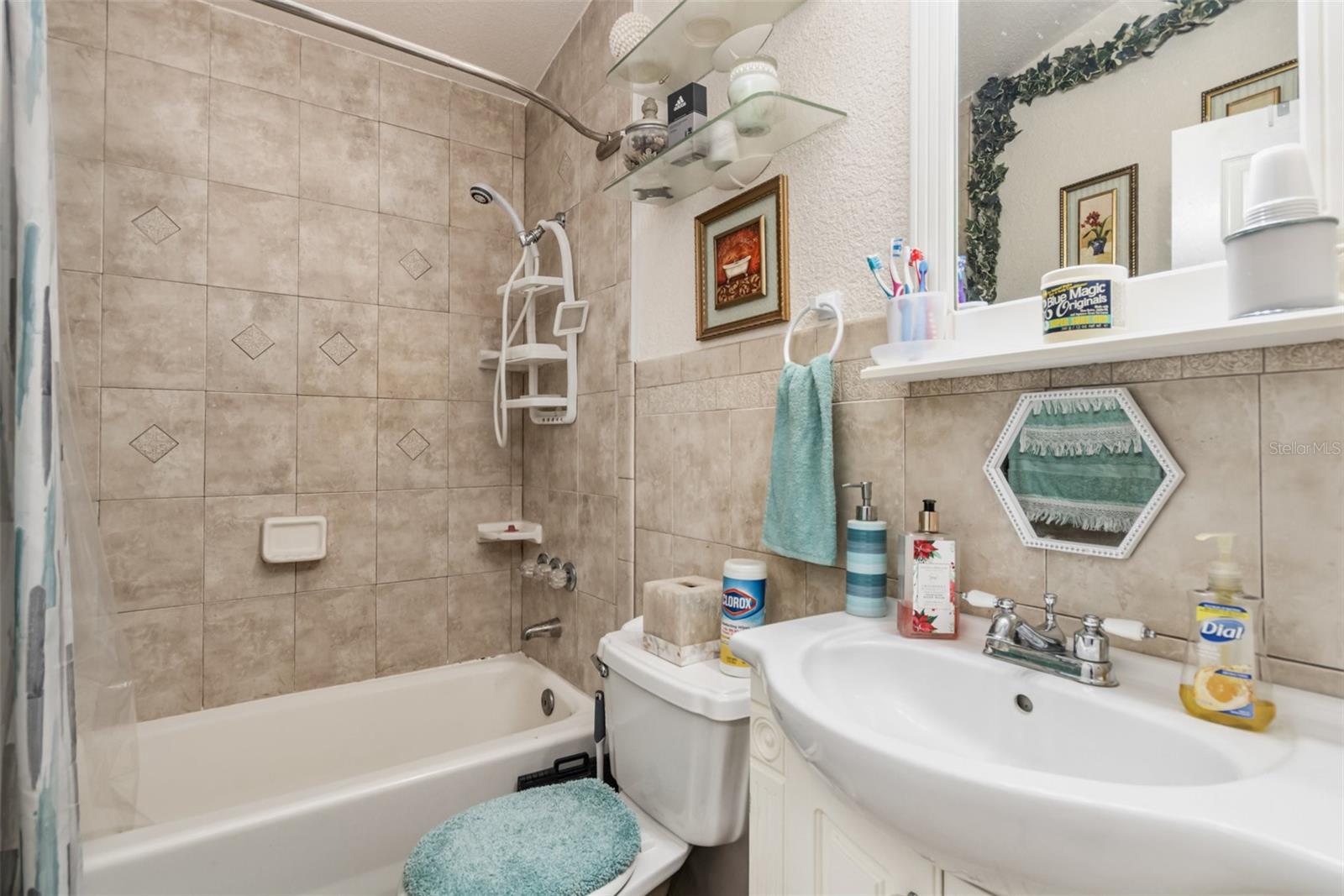 Image 18 of 31 For 1121 Clark Bay Road