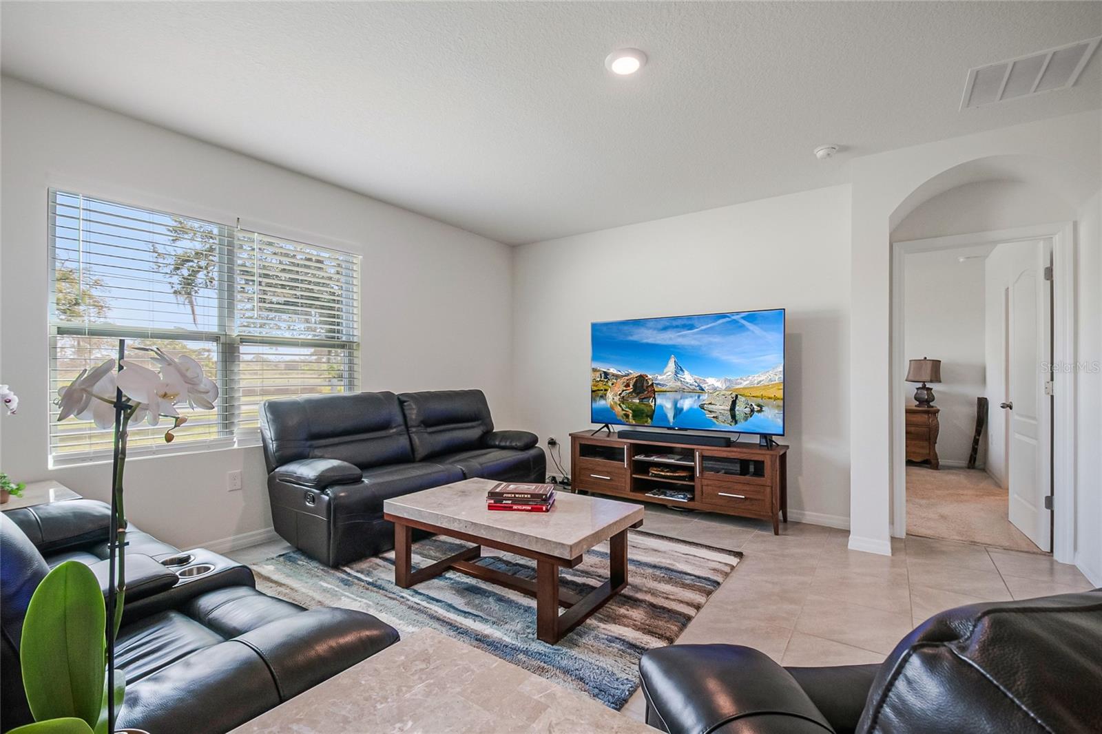 Image 11 of 30 For 1451 Olive Court