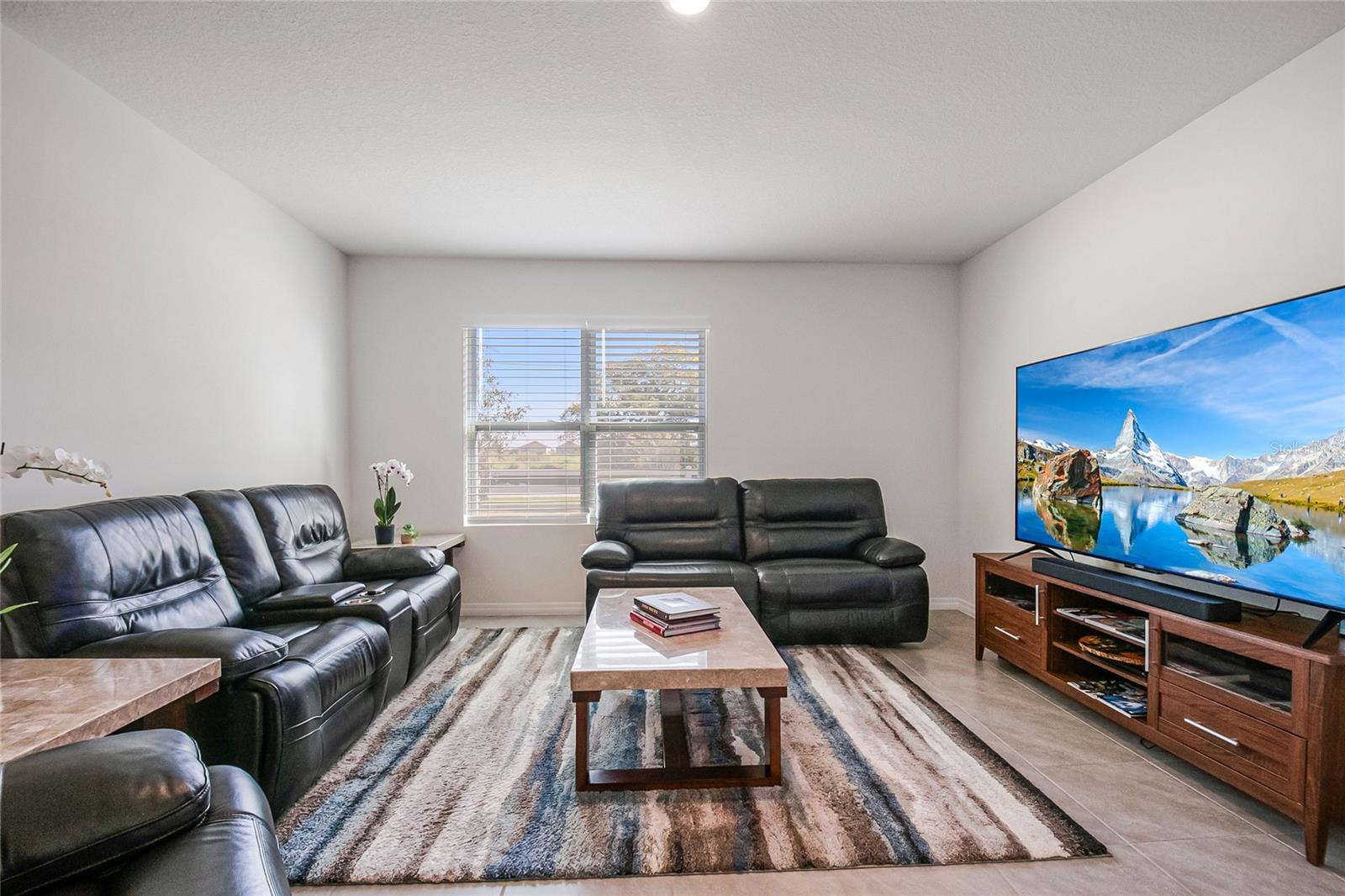 Image 12 of 30 For 1451 Olive Court