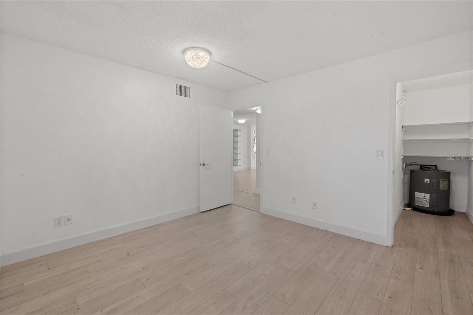 Image 13 of 30 For 1860 Atlantic Avenue B302