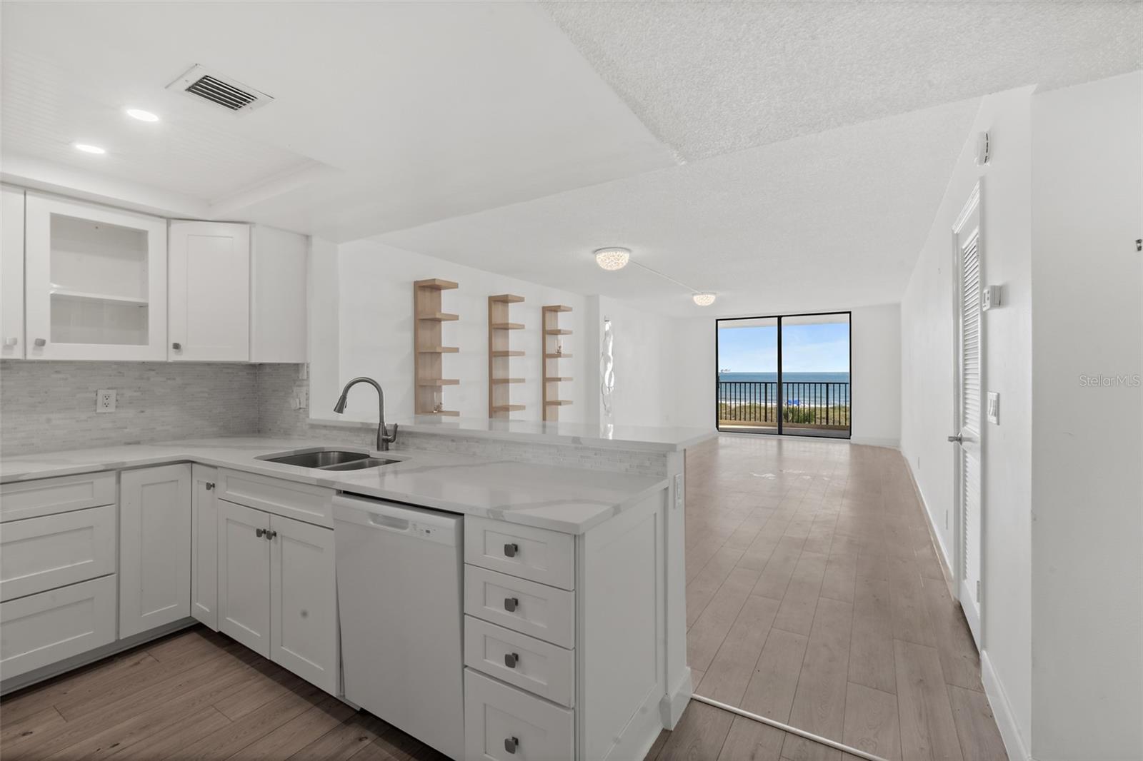 Image 15 of 30 For 1860 Atlantic Avenue B302