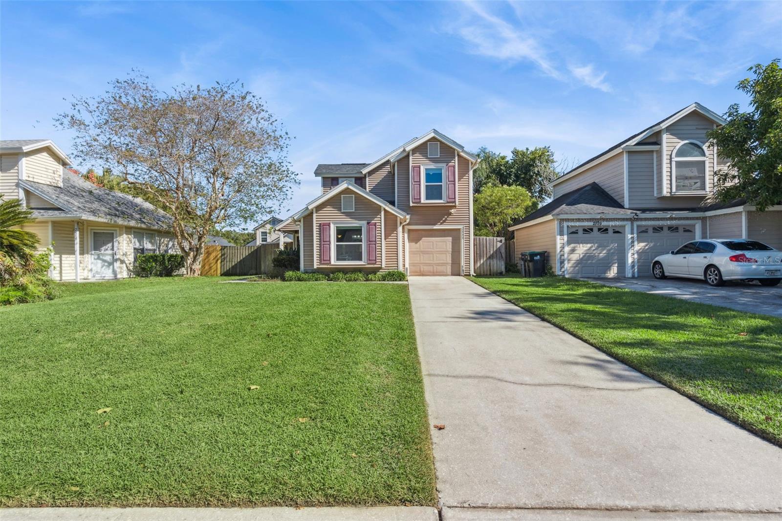 Image 2 of 40 For 2111 Churchill Downs Circle