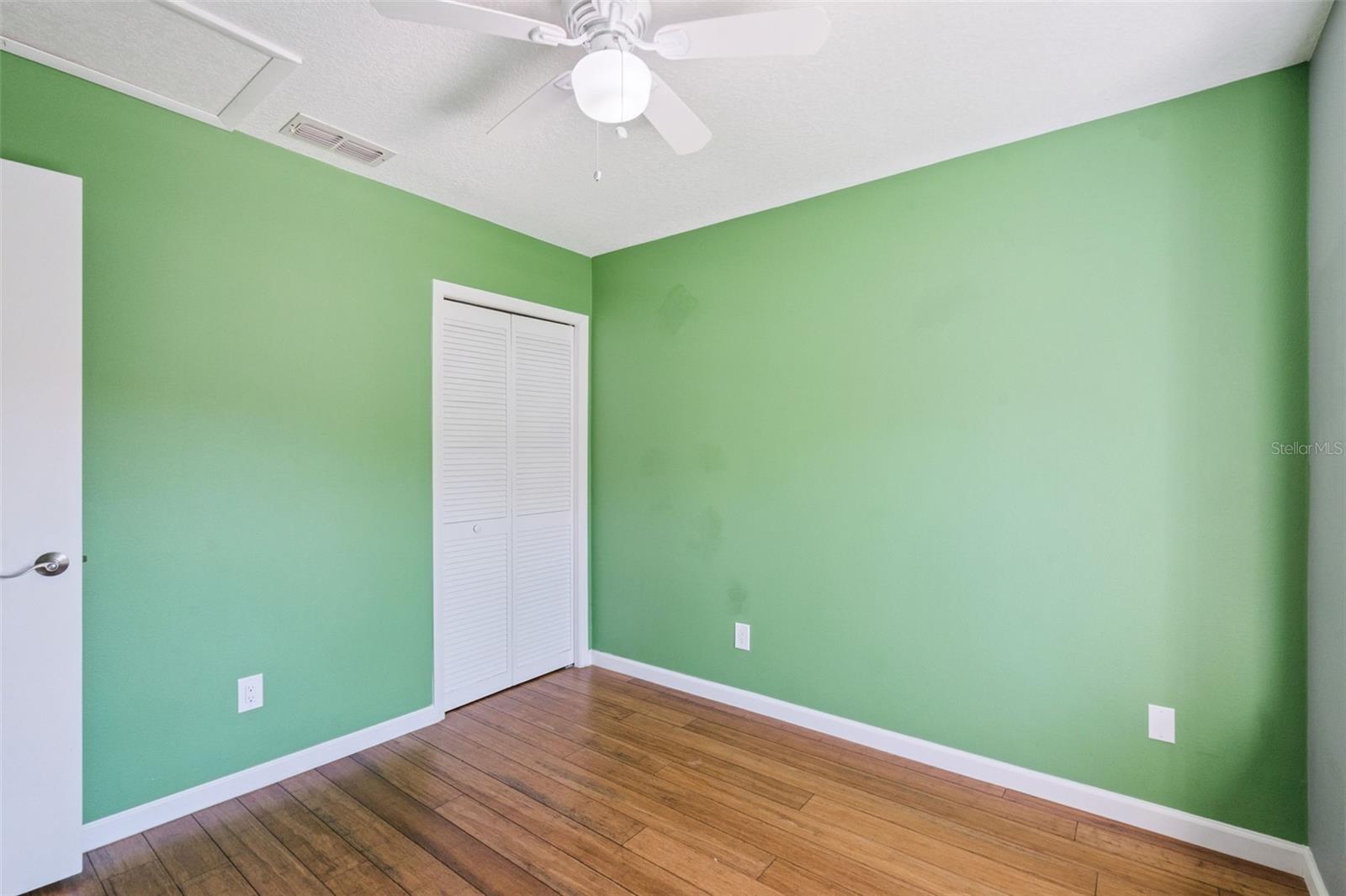 Image 25 of 40 For 2111 Churchill Downs Circle