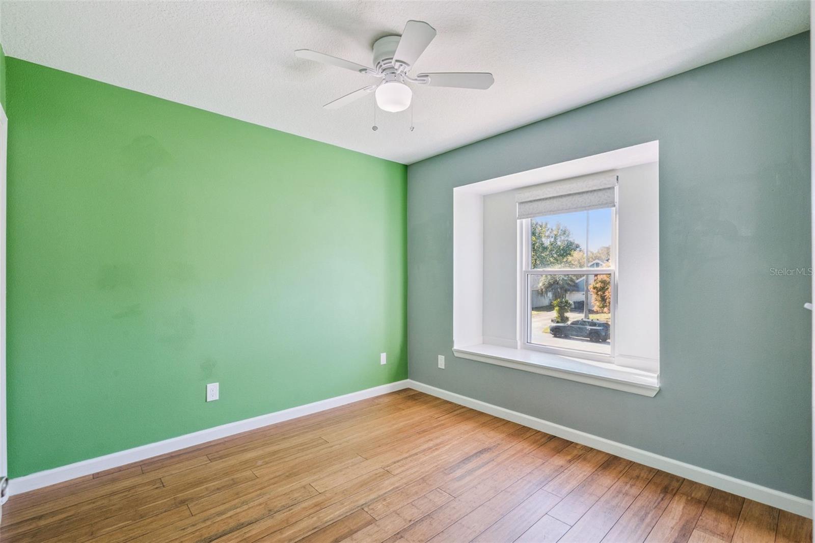 Image 26 of 40 For 2111 Churchill Downs Circle