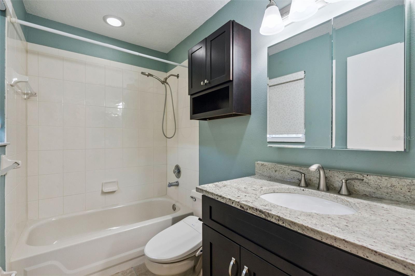 Image 27 of 40 For 2111 Churchill Downs Circle