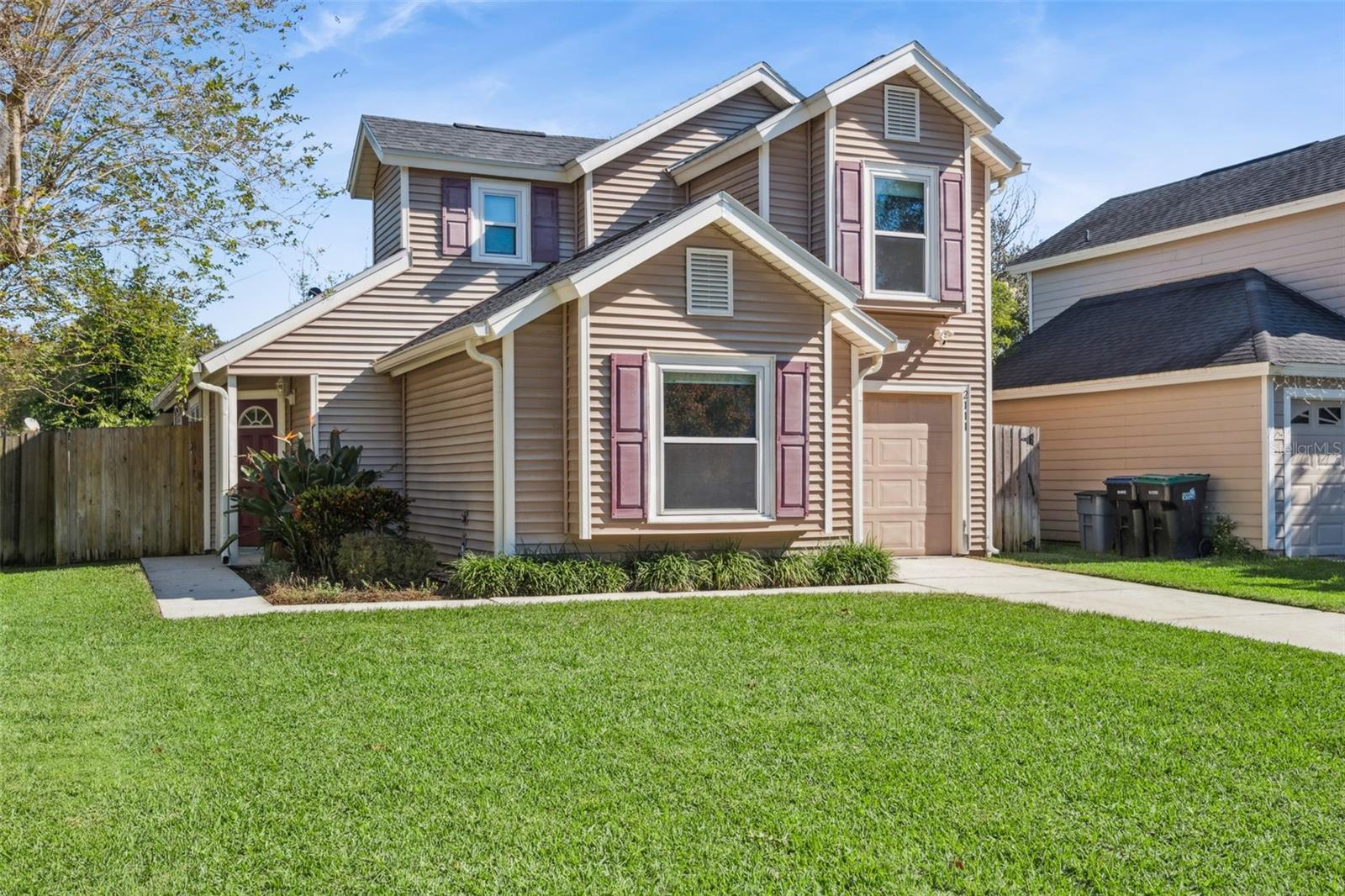 Image 6 of 40 For 2111 Churchill Downs Circle