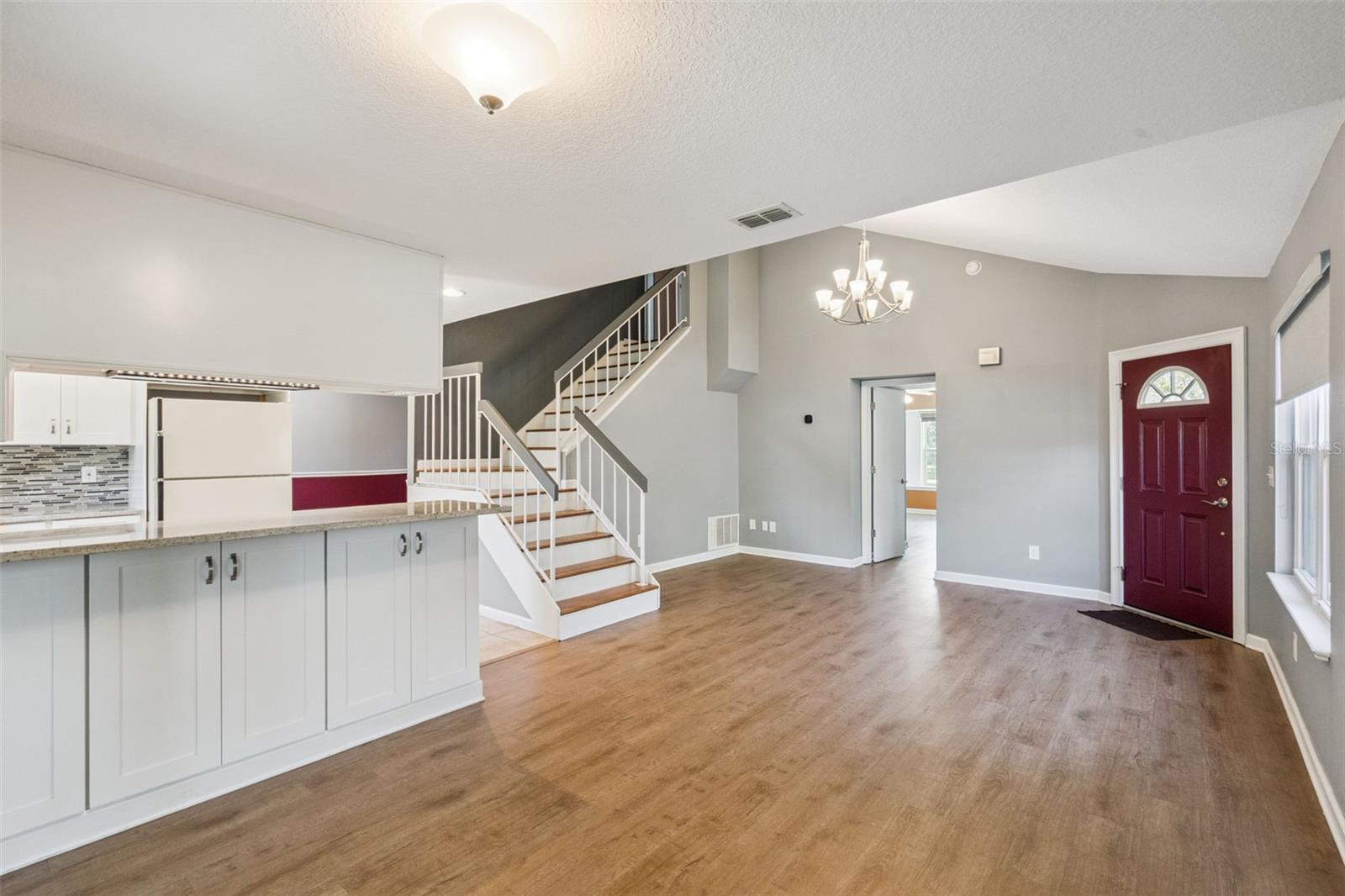 Image 9 of 40 For 2111 Churchill Downs Circle