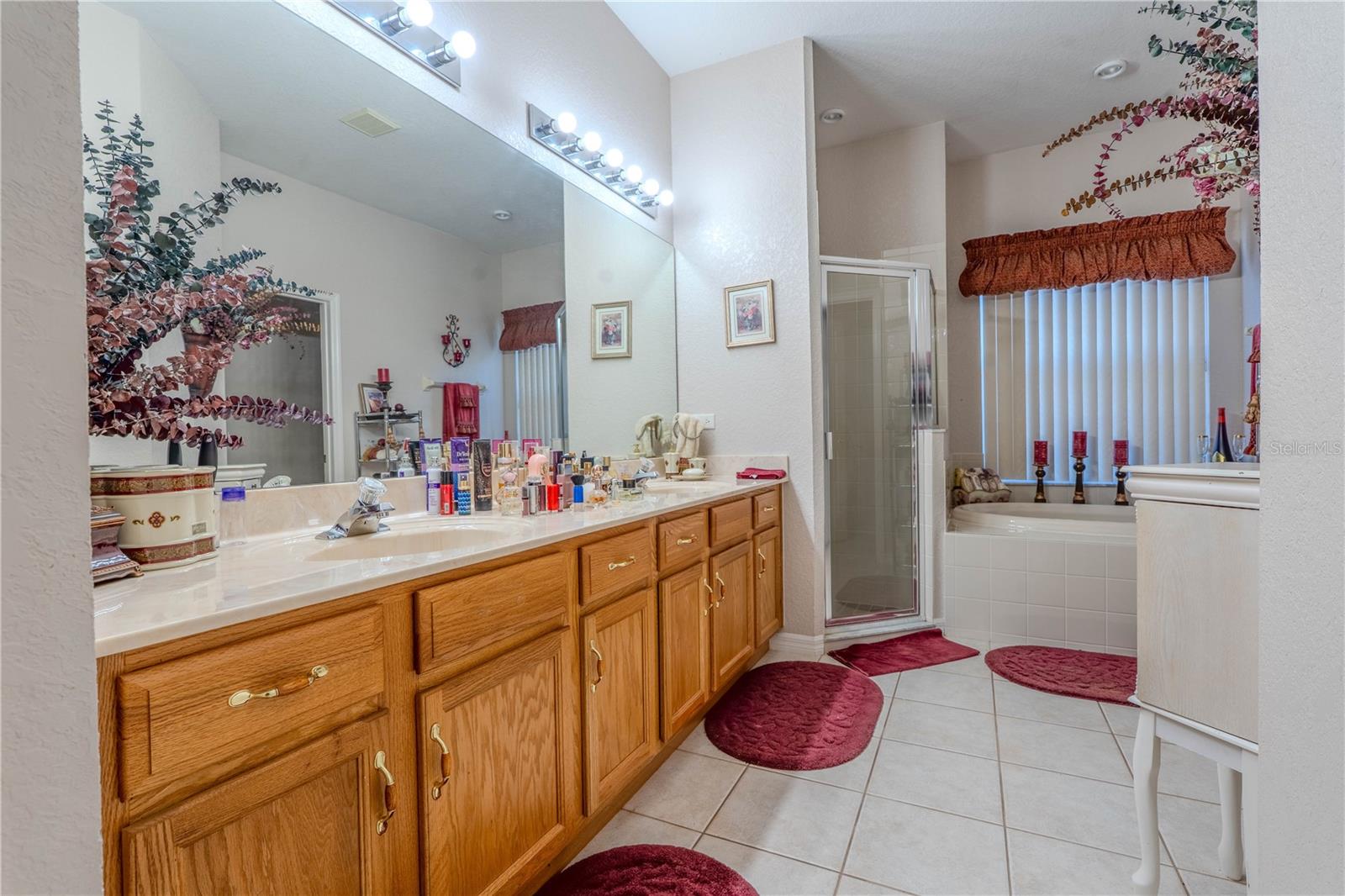 Image 13 of 18 For 403 Lake Amberleigh Drive