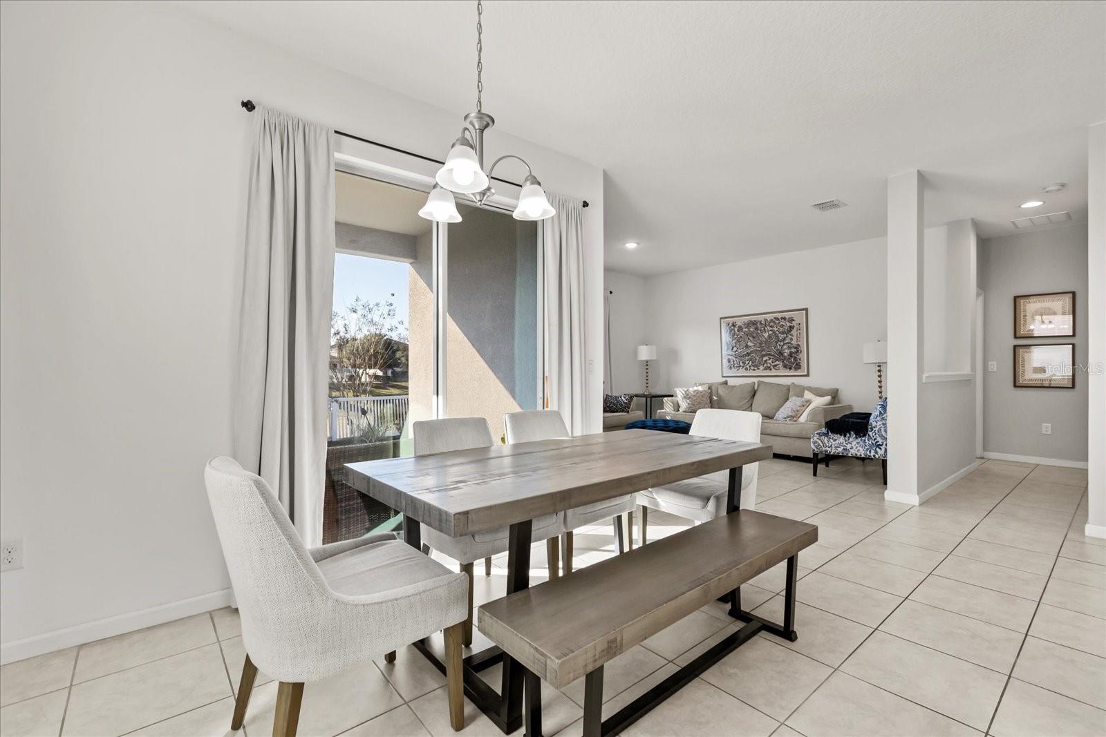 Image 10 of 38 For 321 Meadow Pointe Drive