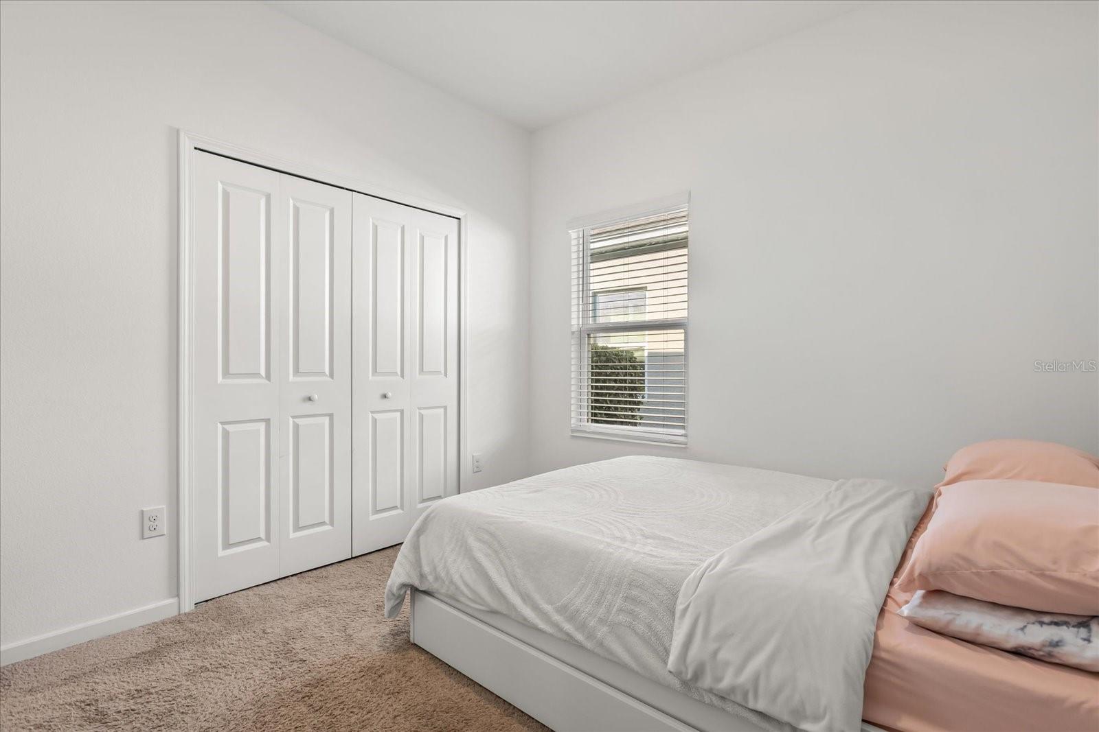 Image 14 of 38 For 321 Meadow Pointe Drive