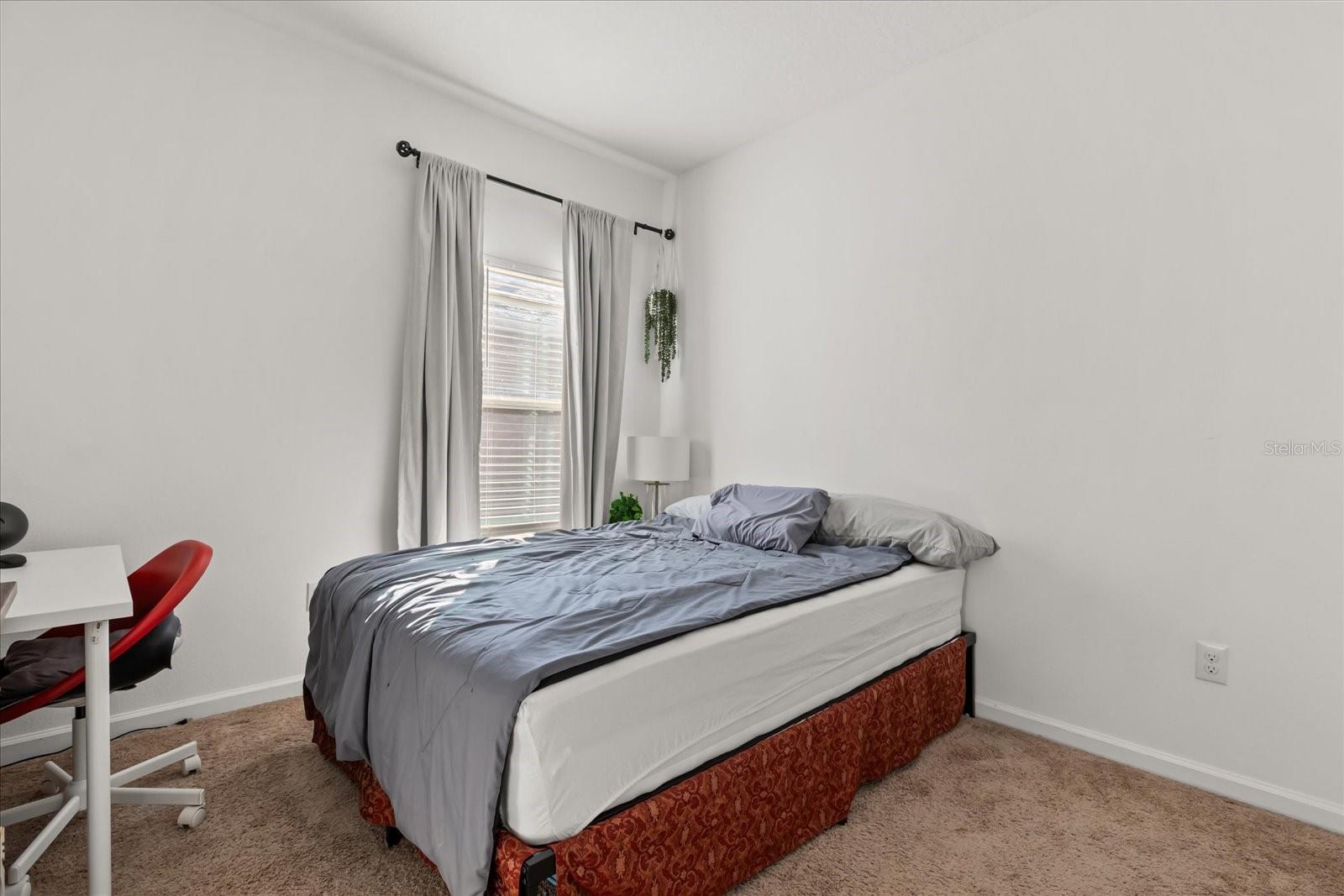 Image 18 of 38 For 321 Meadow Pointe Drive