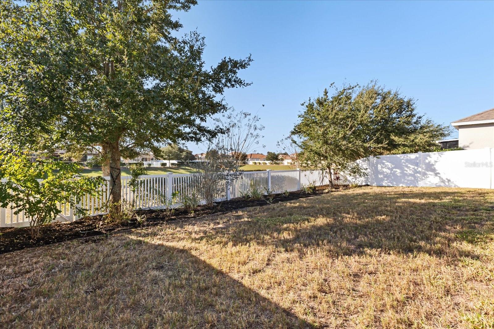 Image 23 of 38 For 321 Meadow Pointe Drive