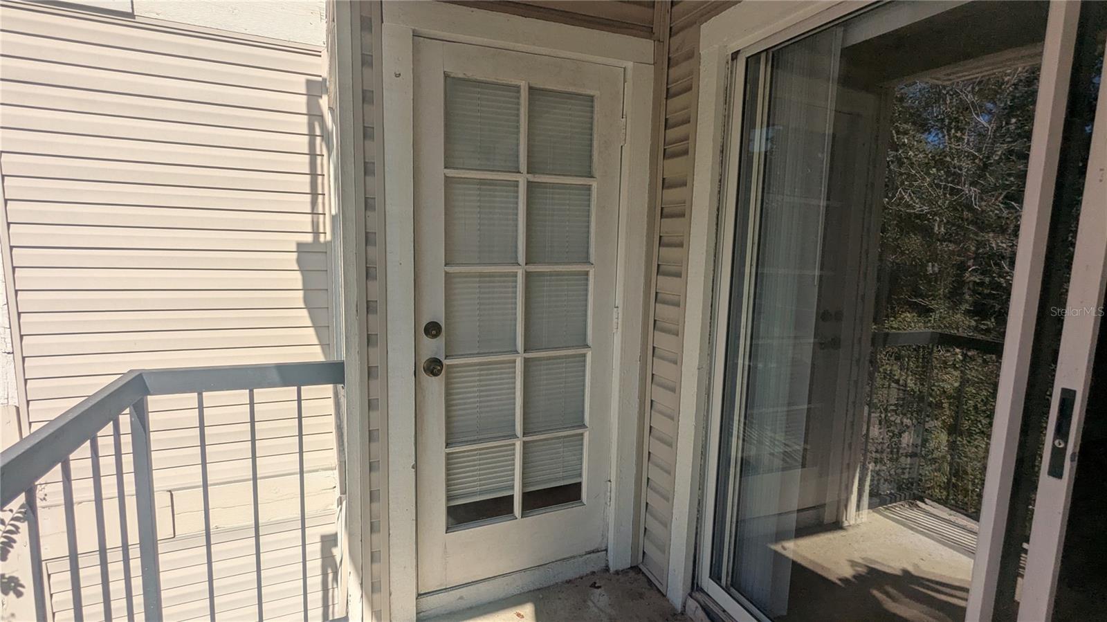 Image 16 of 29 For 1948 Lake Atriums Circle 120