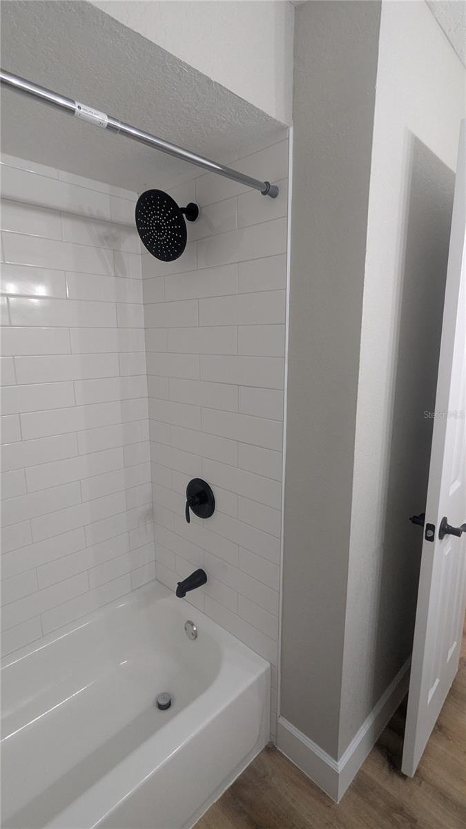 Image 9 of 29 For 1948 Lake Atriums Circle 120