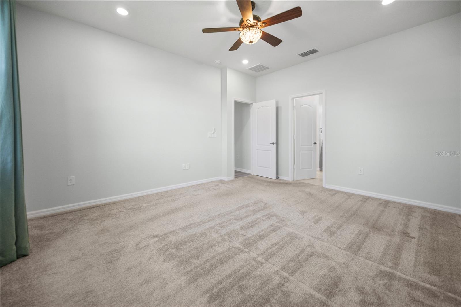 Image 33 of 78 For 1688 Littleleaf Boxwood Loop