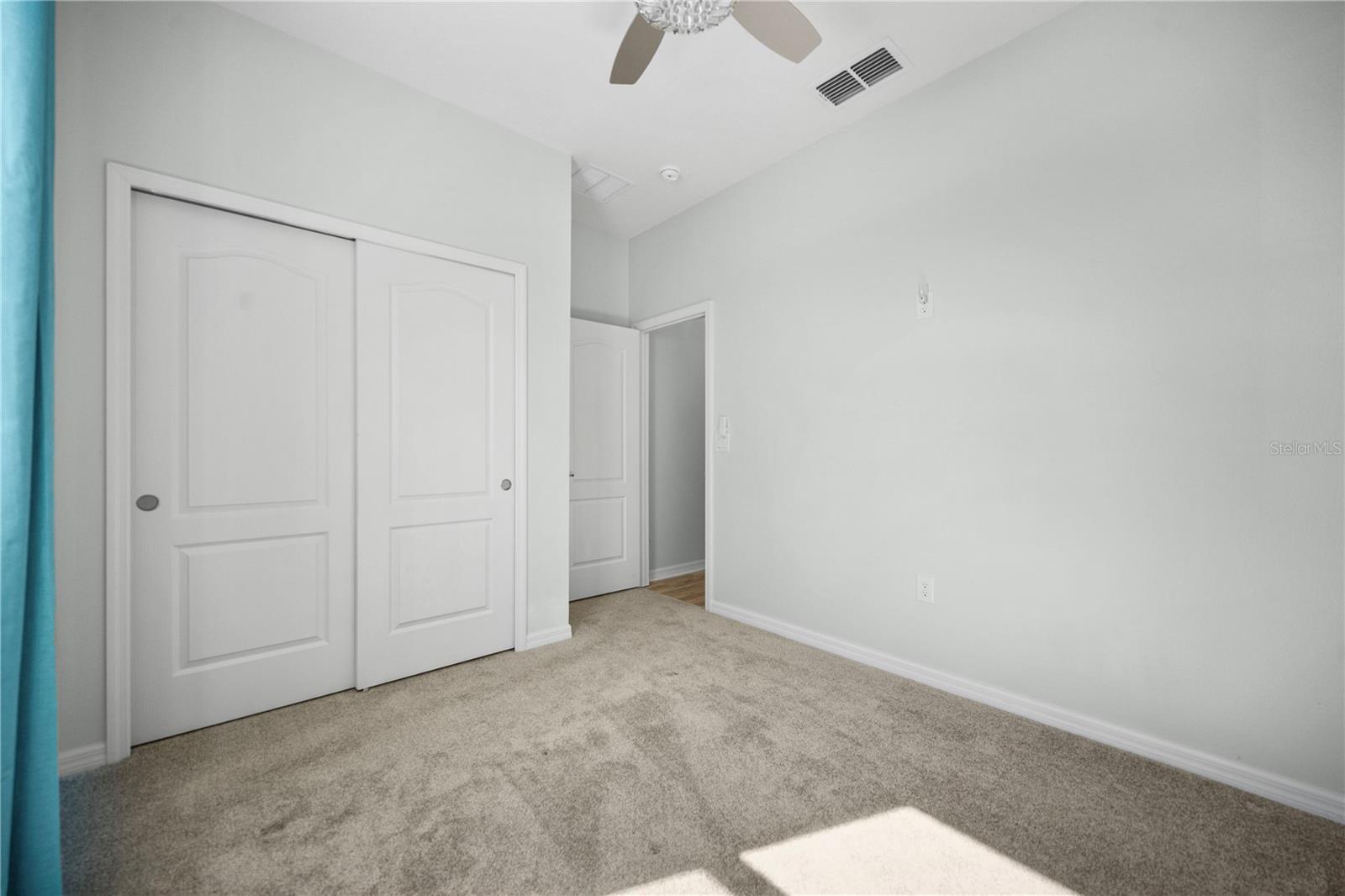 Image 35 of 78 For 1688 Littleleaf Boxwood Loop