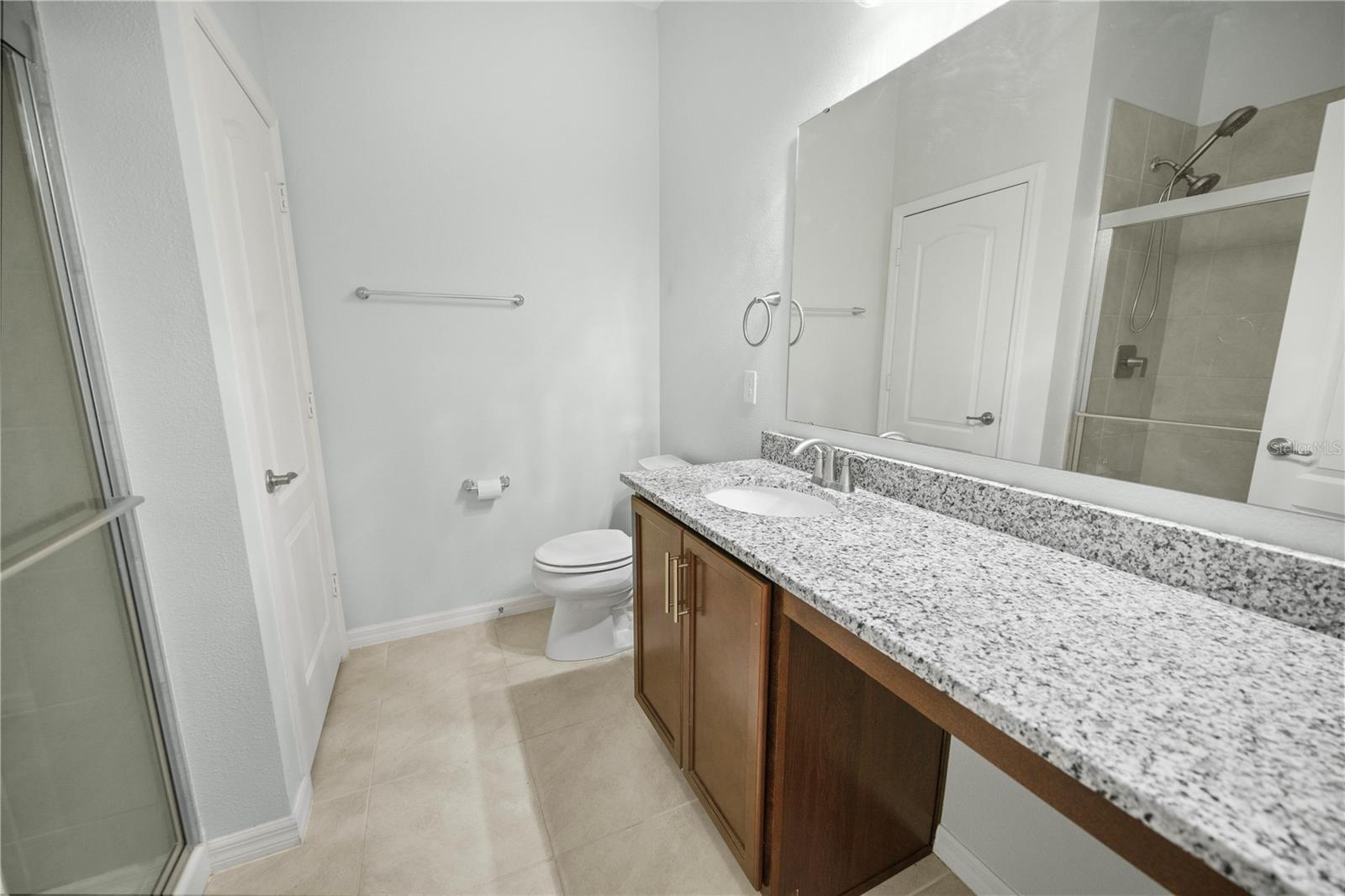 Image 37 of 78 For 1688 Littleleaf Boxwood Loop