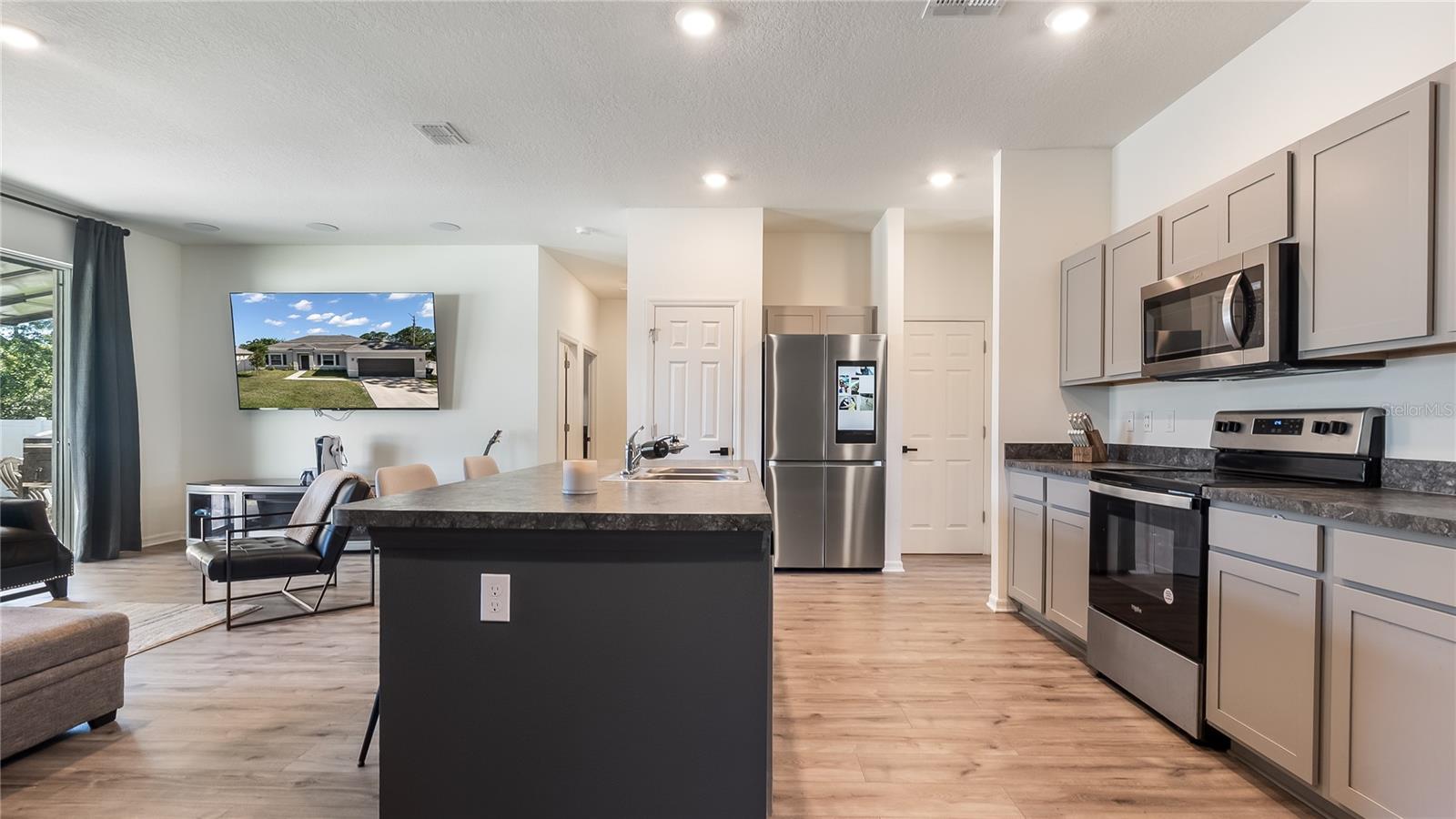 Image 8 of 35 For 1261 Curry Street