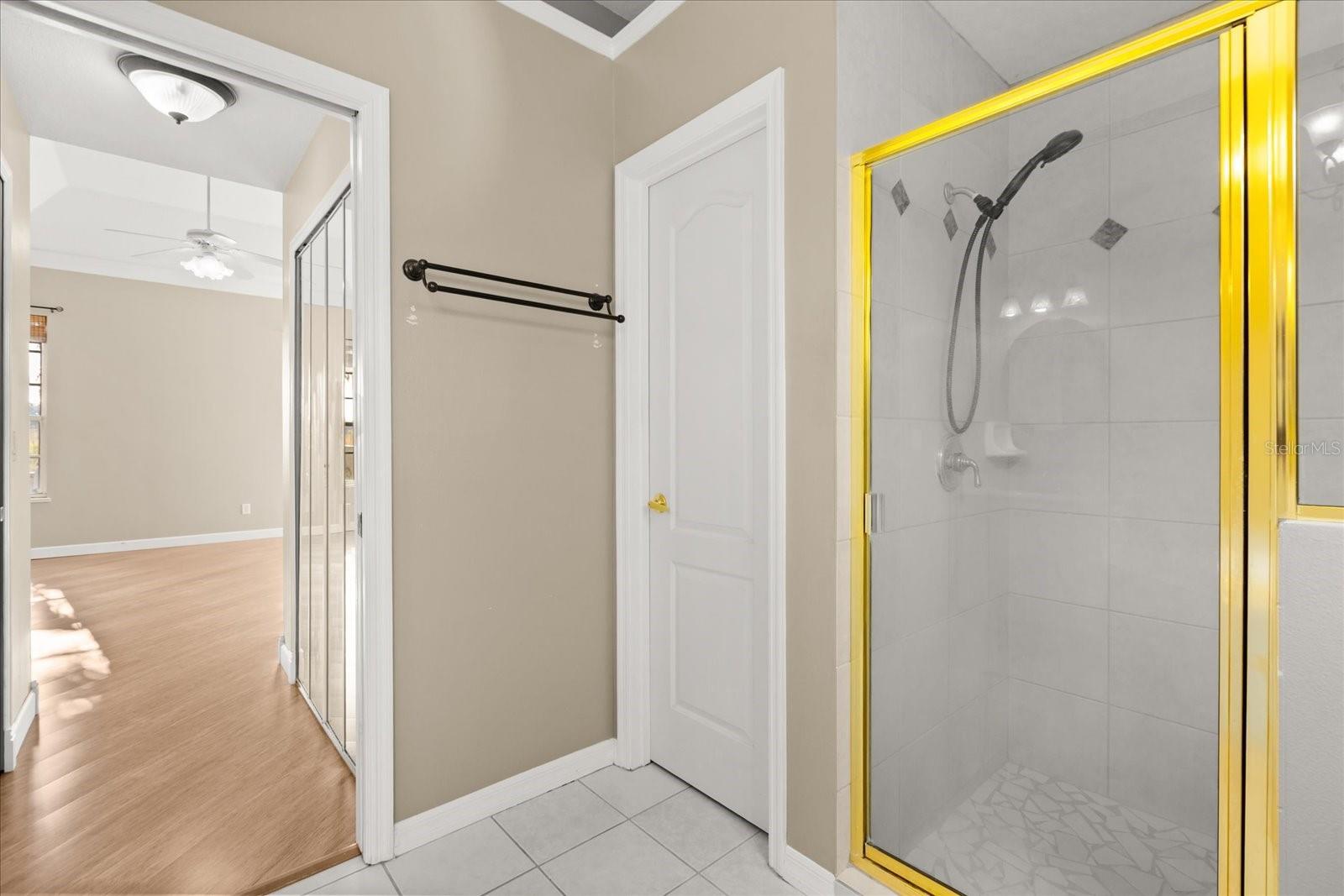 Image 14 of 23 For 13328 Lake Turnberry Circle