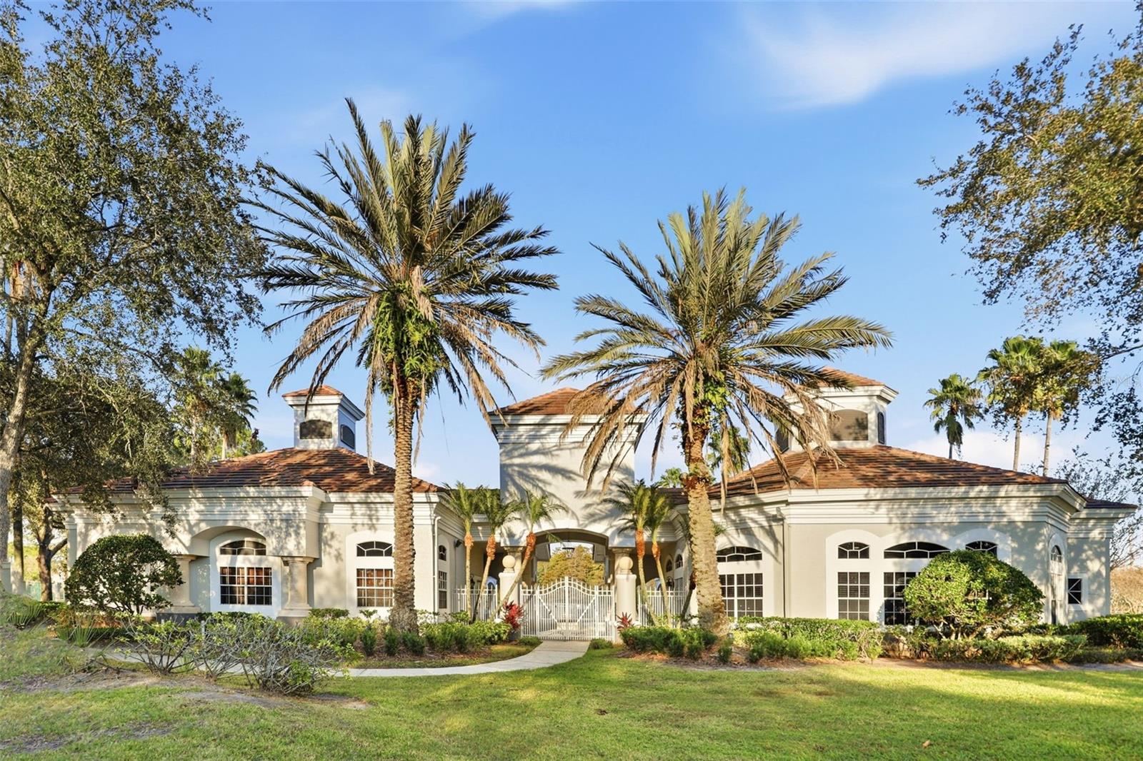 Image 25 of 38 For 13839 Fairway Island Drive 1111