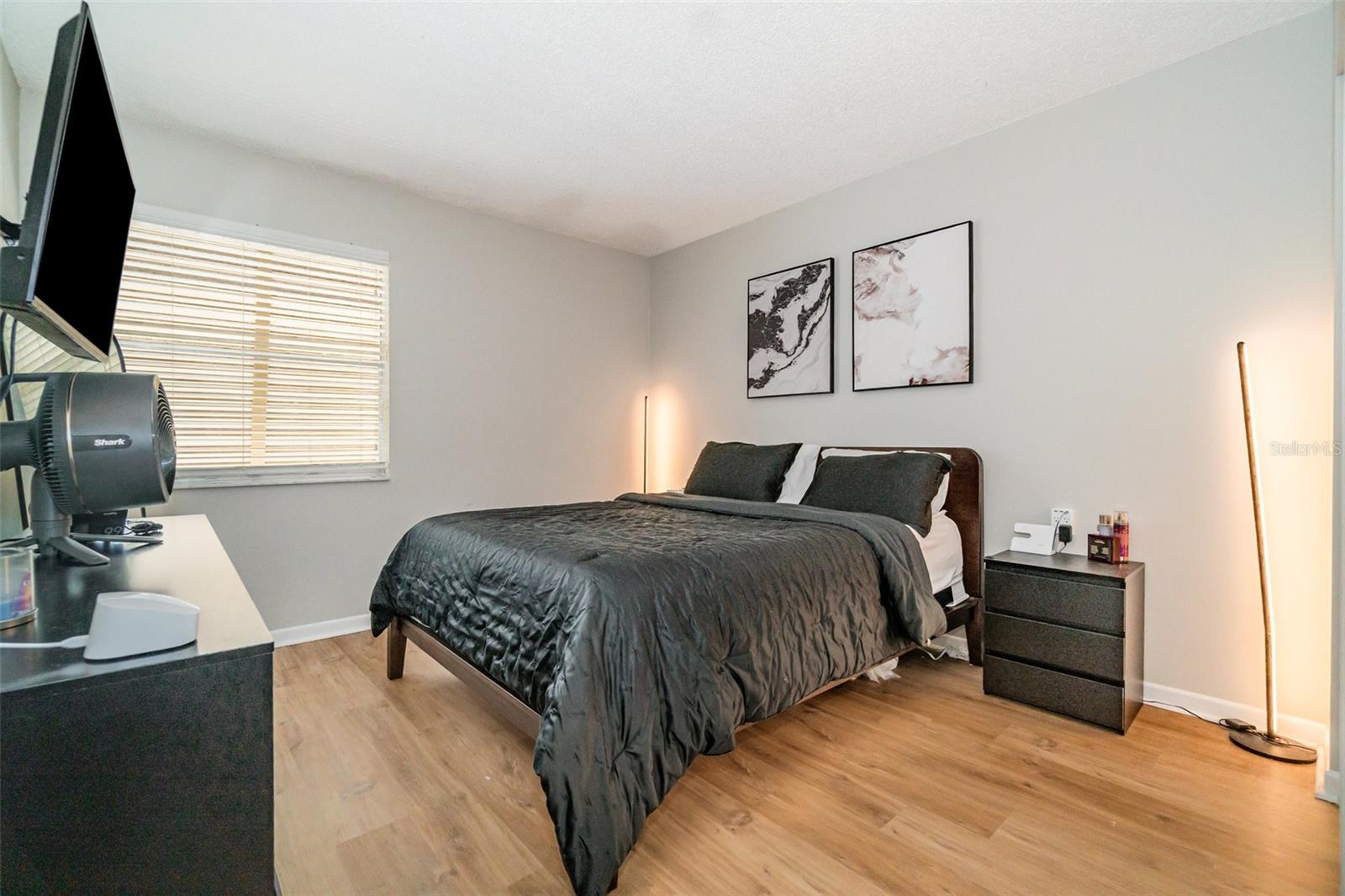 Image 15 of 30 For 140 Orchid Woods Court 15b