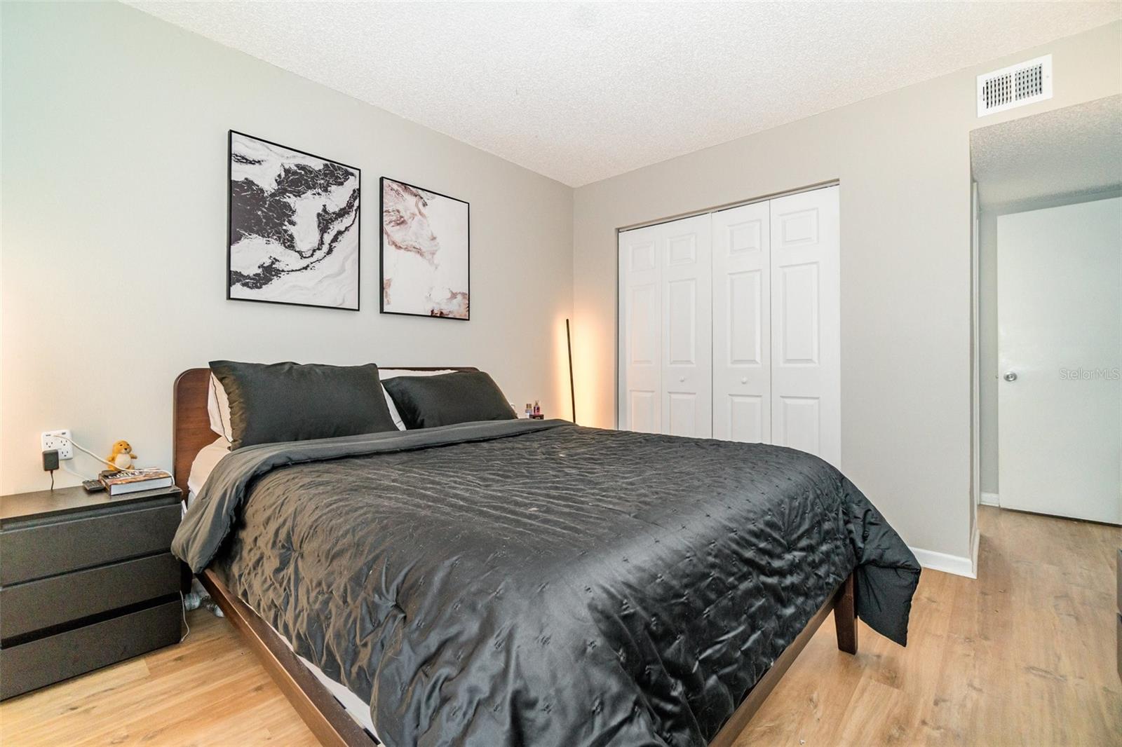 Image 16 of 30 For 140 Orchid Woods Court 15b