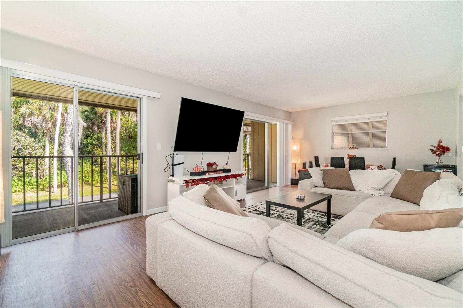 Image 7 of 30 For 140 Orchid Woods Court 15b