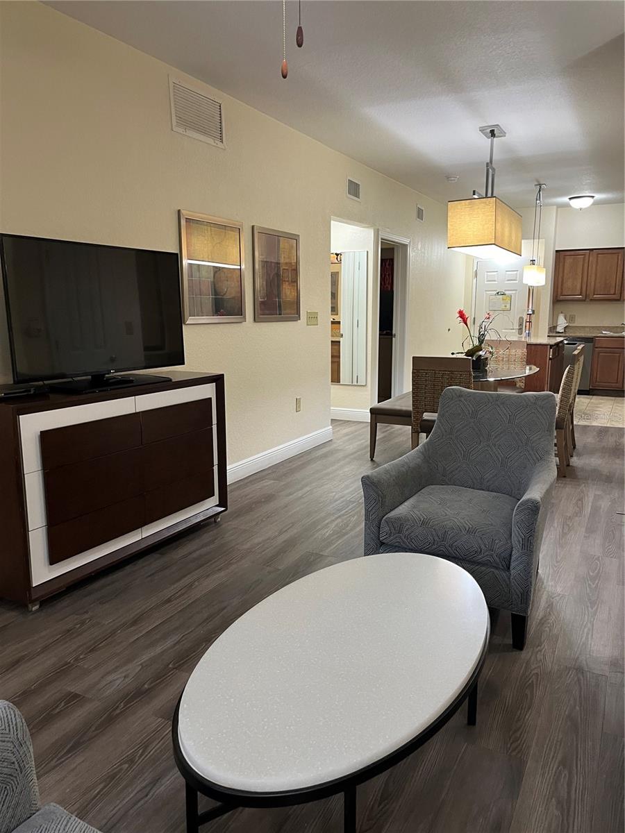 Image 14 of 40 For 12556 Floridays Resort Drive 410a