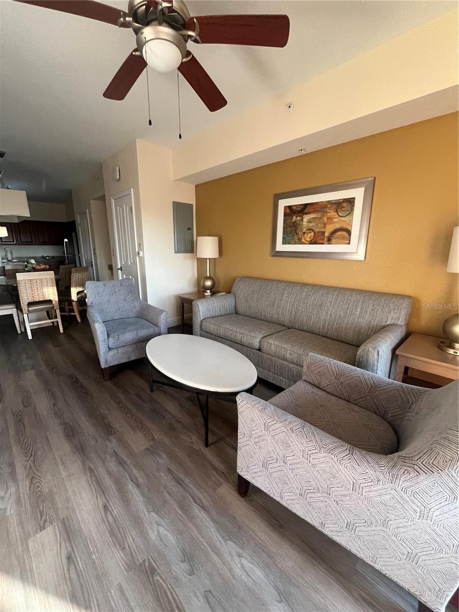 Image 9 of 40 For 12556 Floridays Resort Drive 410a