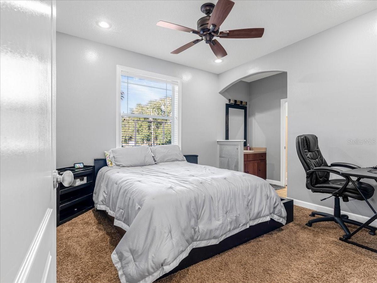 Image 26 of 66 For 5460 Boutin Lane