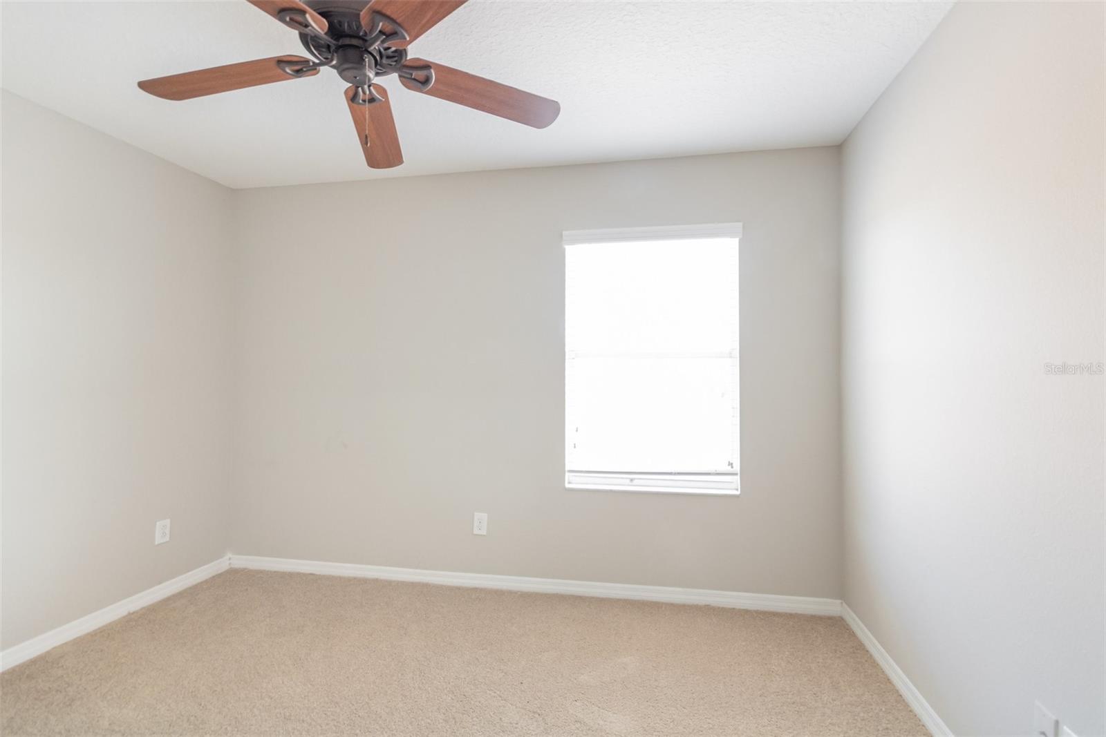 Image 26 of 31 For 9029 Savannah Julip Lane