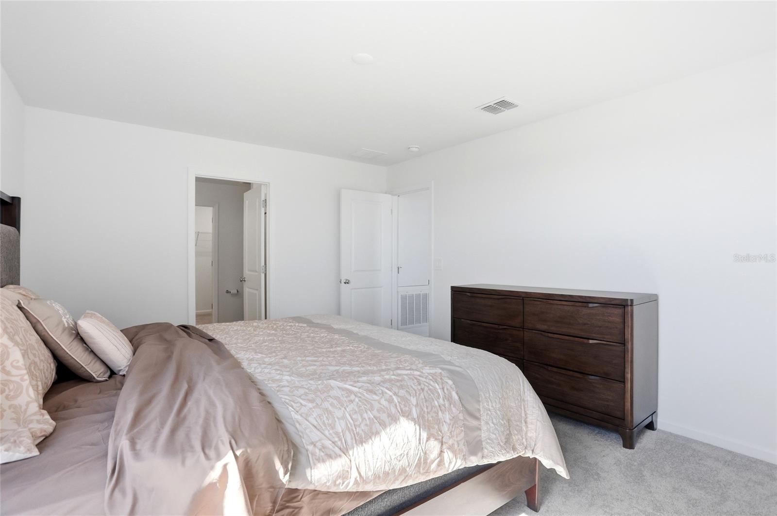 Image 23 of 43 For 3410 Howell Drive