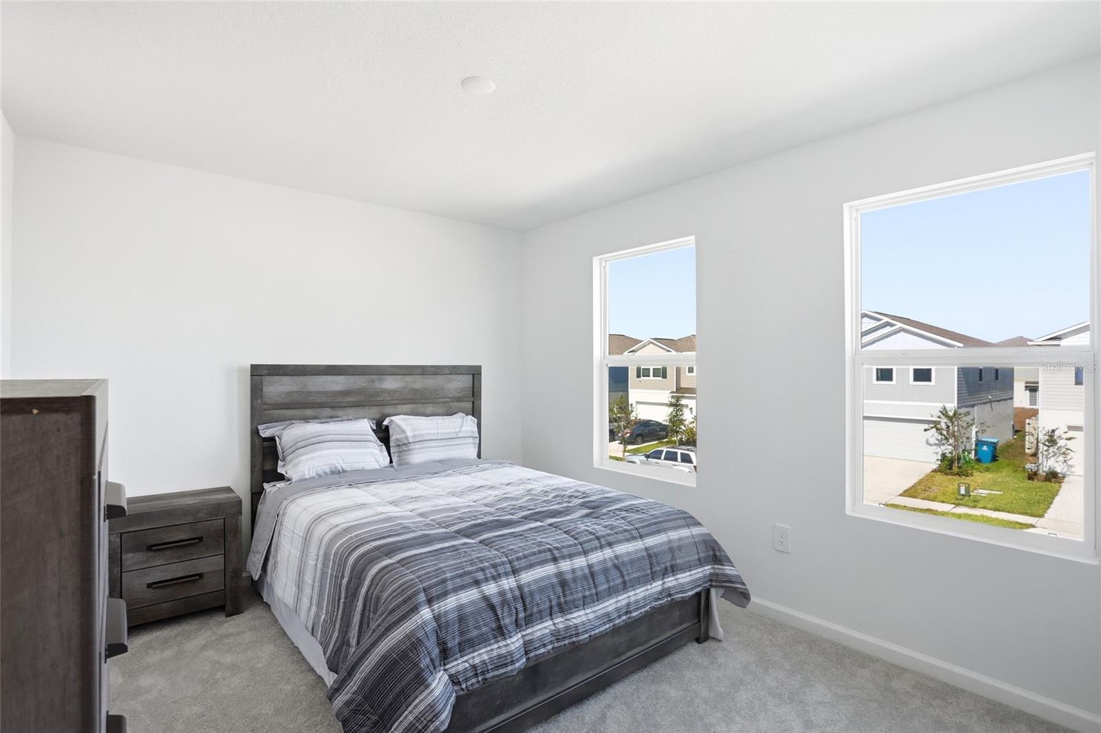 Image 31 of 43 For 3410 Howell Drive