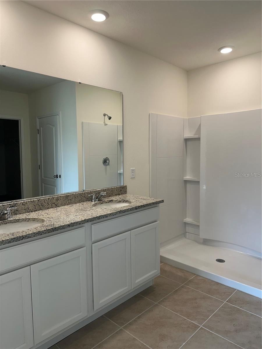 Image 15 of 39 For 1433 Princess Tree Court