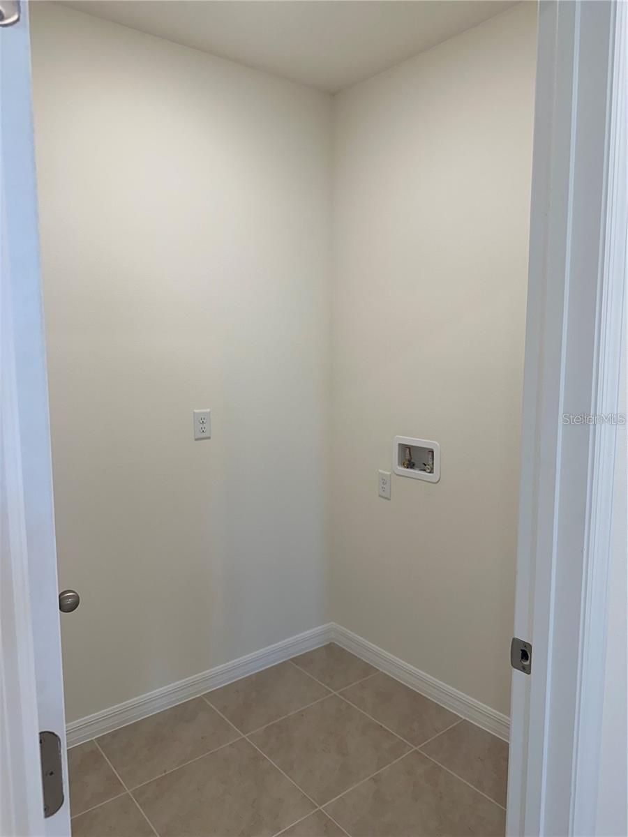 Image 25 of 39 For 1433 Princess Tree Court