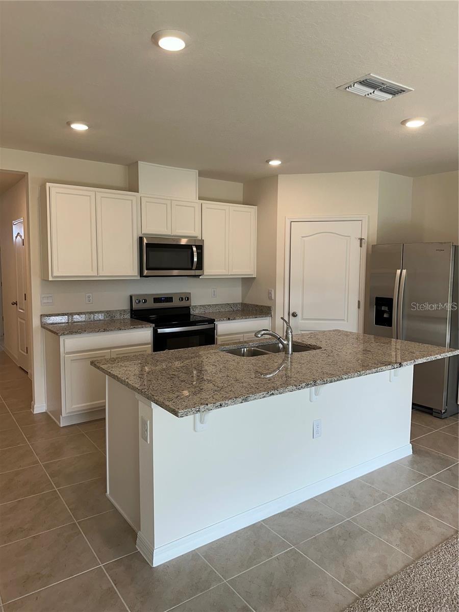 Image 8 of 39 For 1433 Princess Tree Court