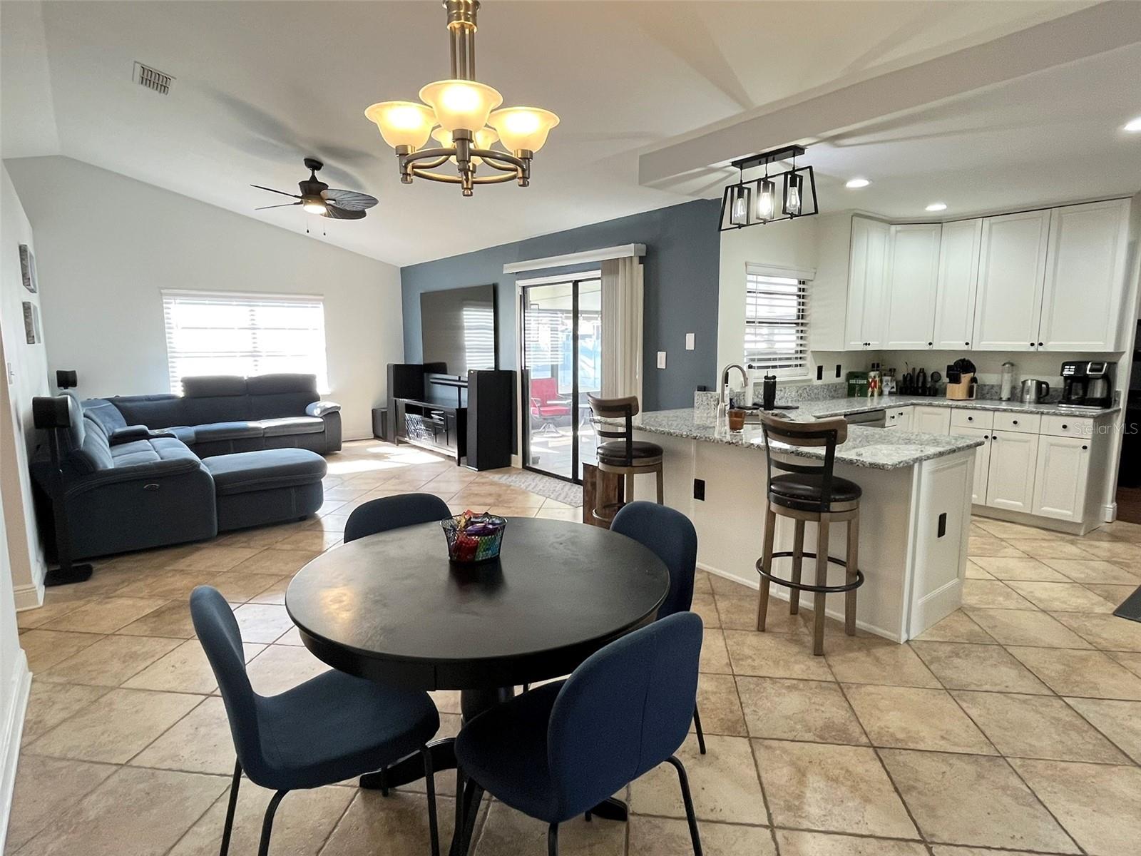 Image 6 of 22 For 947 Wages Way