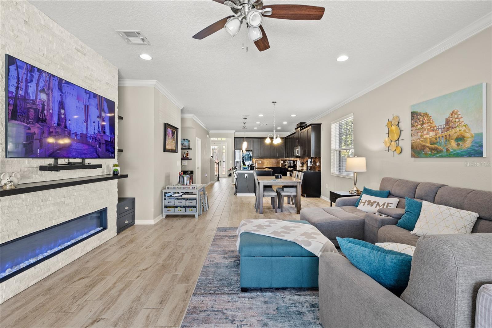 Image 10 of 58 For 8007 Navel Orange Lane