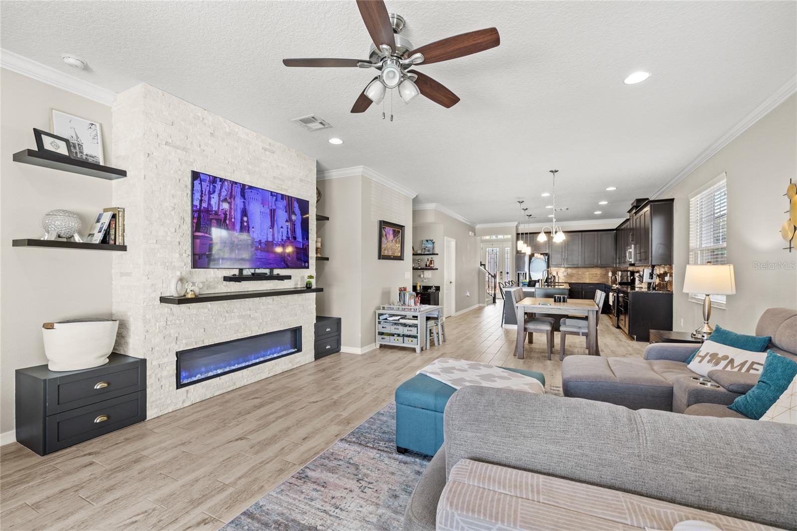 Image 11 of 58 For 8007 Navel Orange Lane